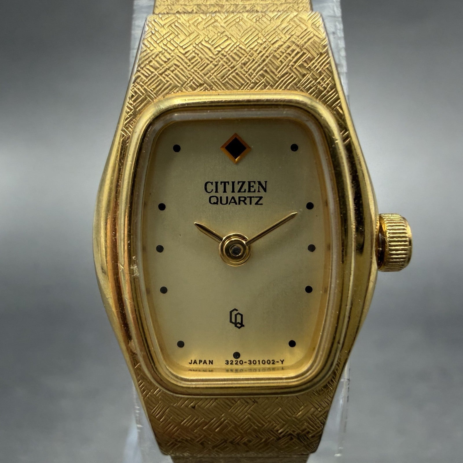 Citizen CQ Watch Women 17mm Champagne Dial Gold Tone 3220-324099 New Battery1