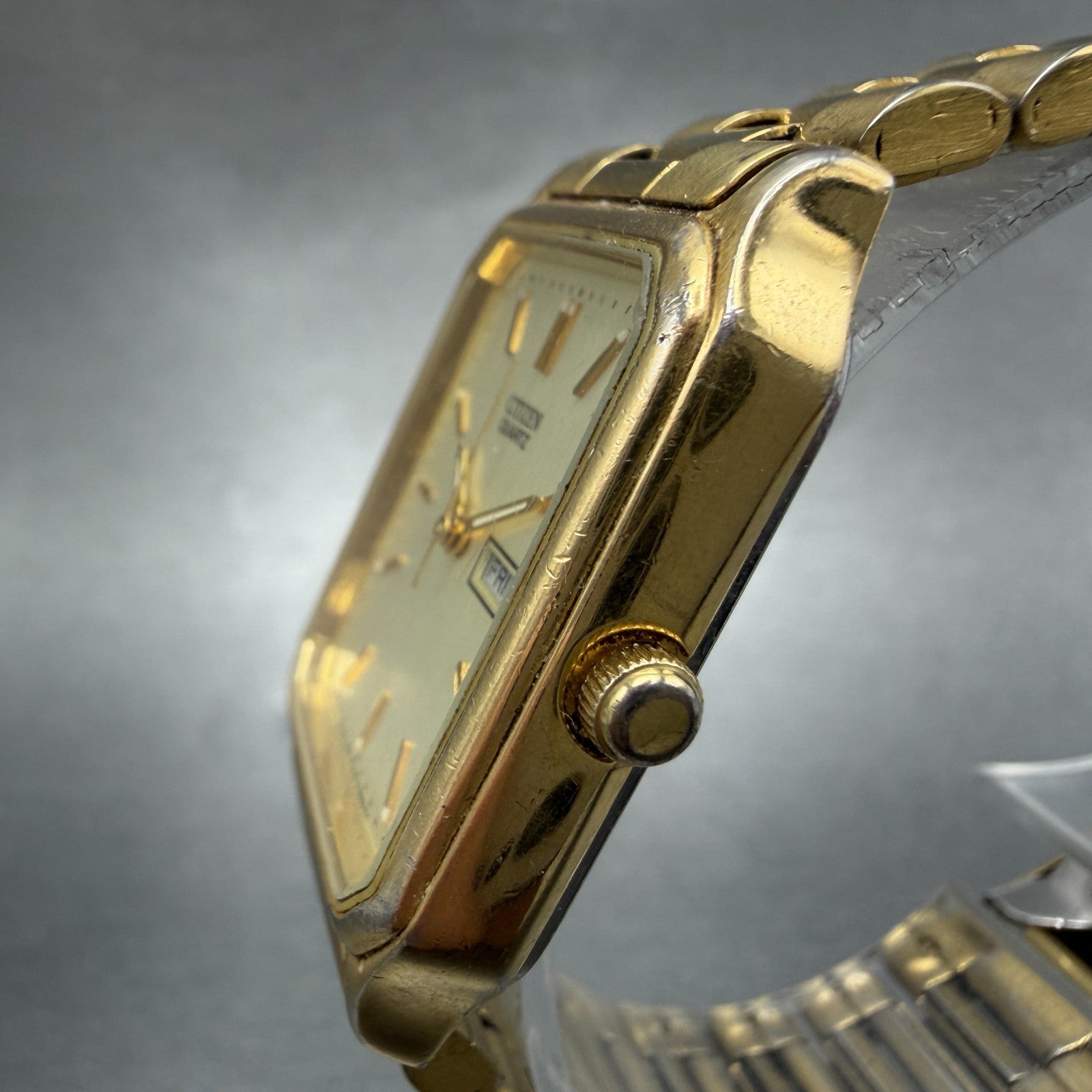 Citizen Tank Watch Men 28mm Champagne Dial Gold Tone Daydate 6000-T25249 New Bat2