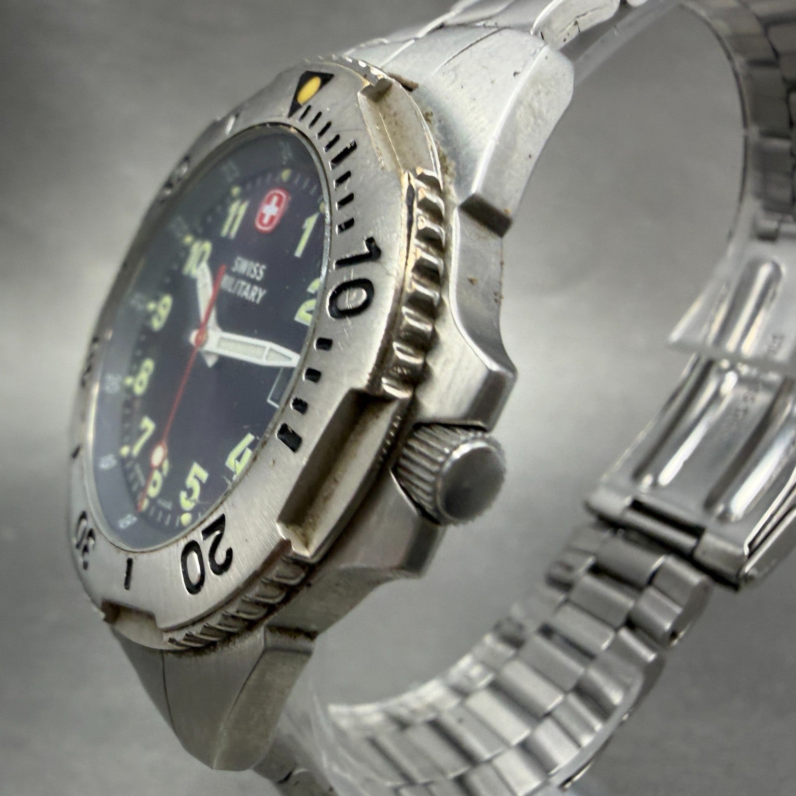 Wenger Swiss Military Dive Watch Men 39mm Blue Dial Steel Date 79088 New Battery2