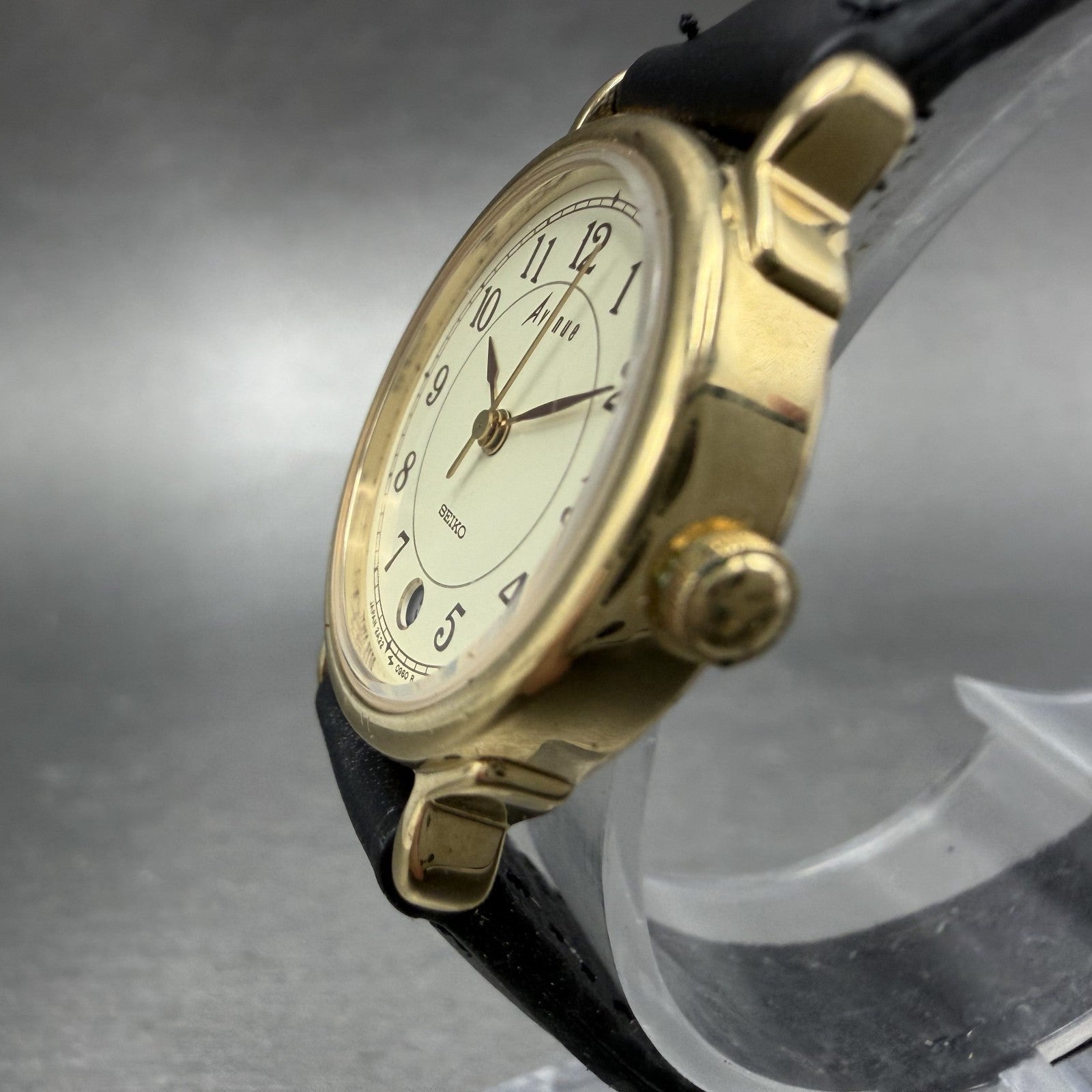 Seiko Avenue Watch Women 24mm Champagne Dial Gold Tone Date 2A22-0420 NewBattery2