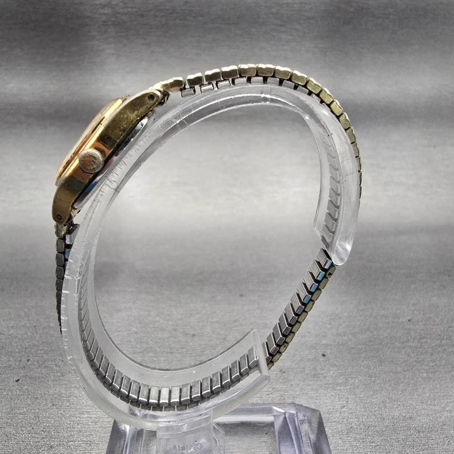 Seiko Watch Women 17mm White Dial Gold Tone Rectangle 2320-6559 New Battery VTG6