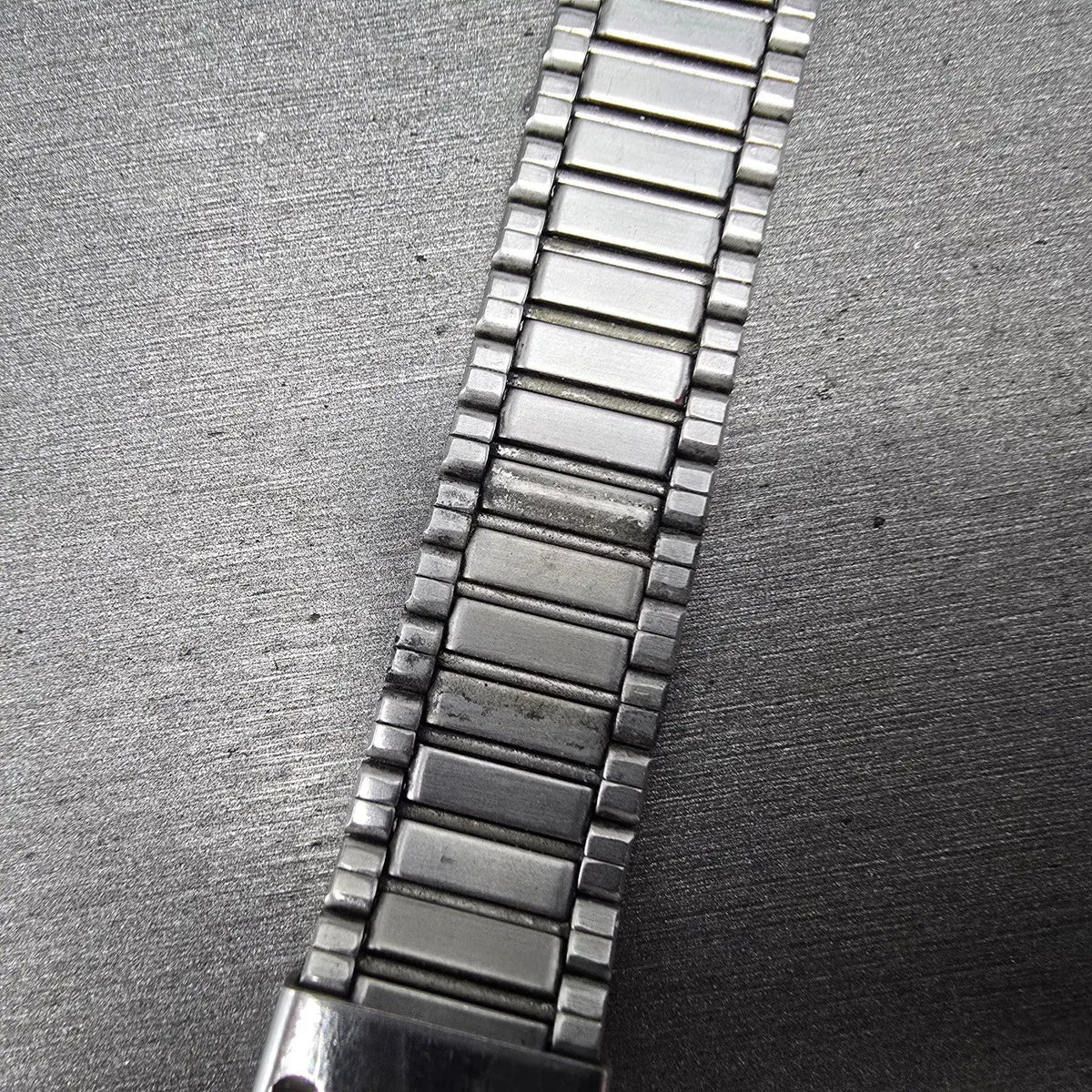 Seiko Bracelet 10mm Stainless Steel Gold Tone Vintage Japan Z42112