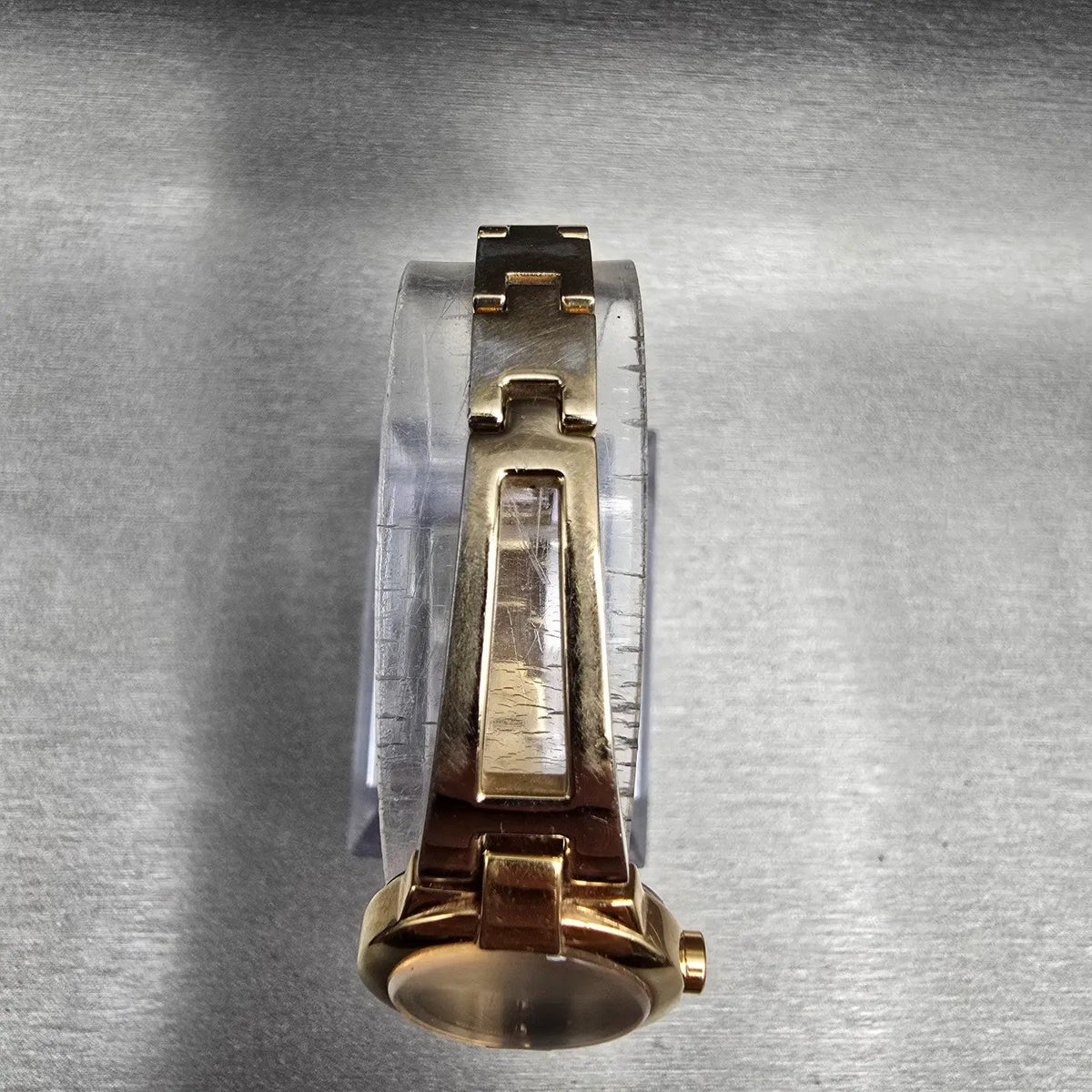 Seiko Watch Women 20mm Black Dial Gold Round Bangle 1N00-0GM0 New Battery5