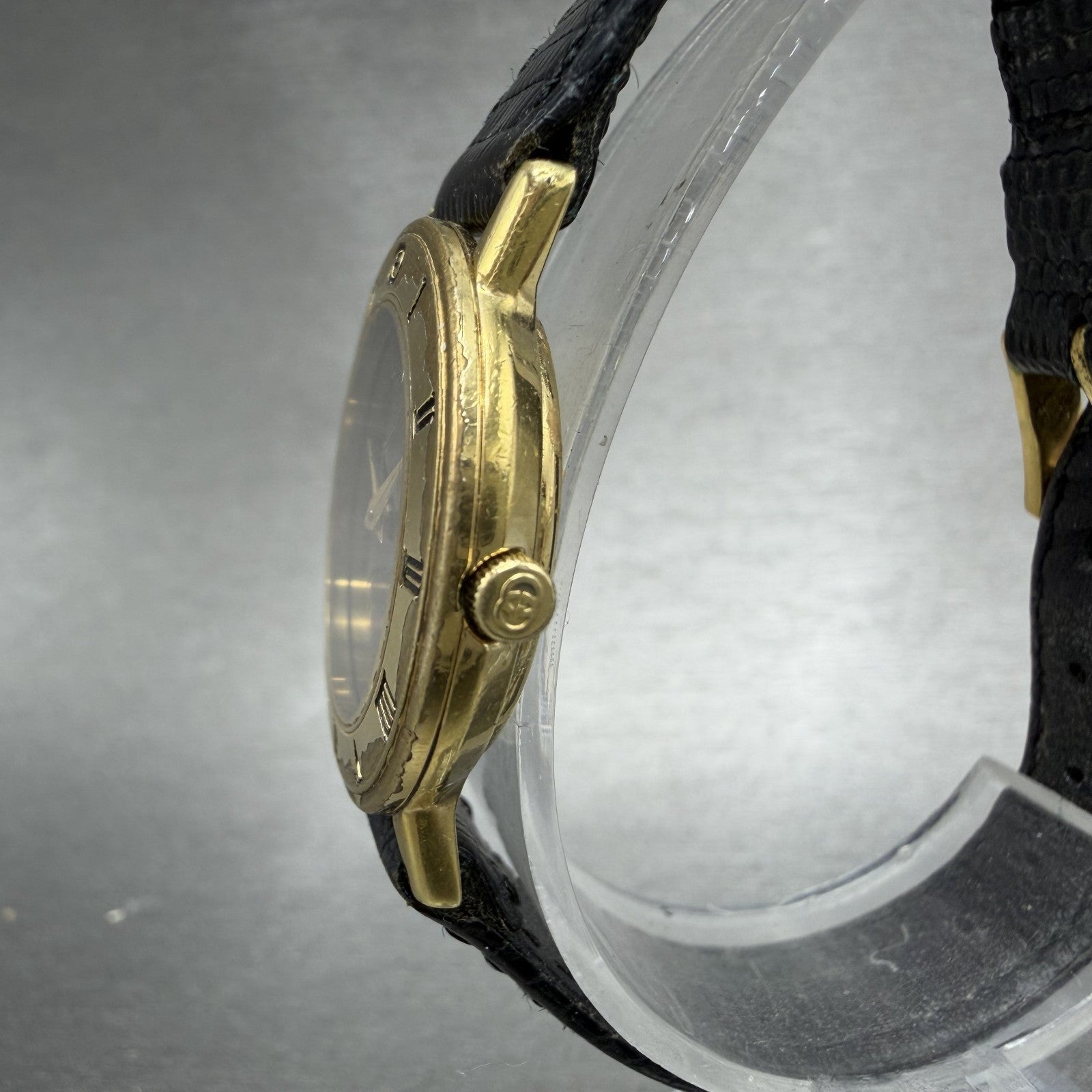 Gucci 3001L Watch Women 26mm Black Dial Gold Plated Round Vintage PARTS3