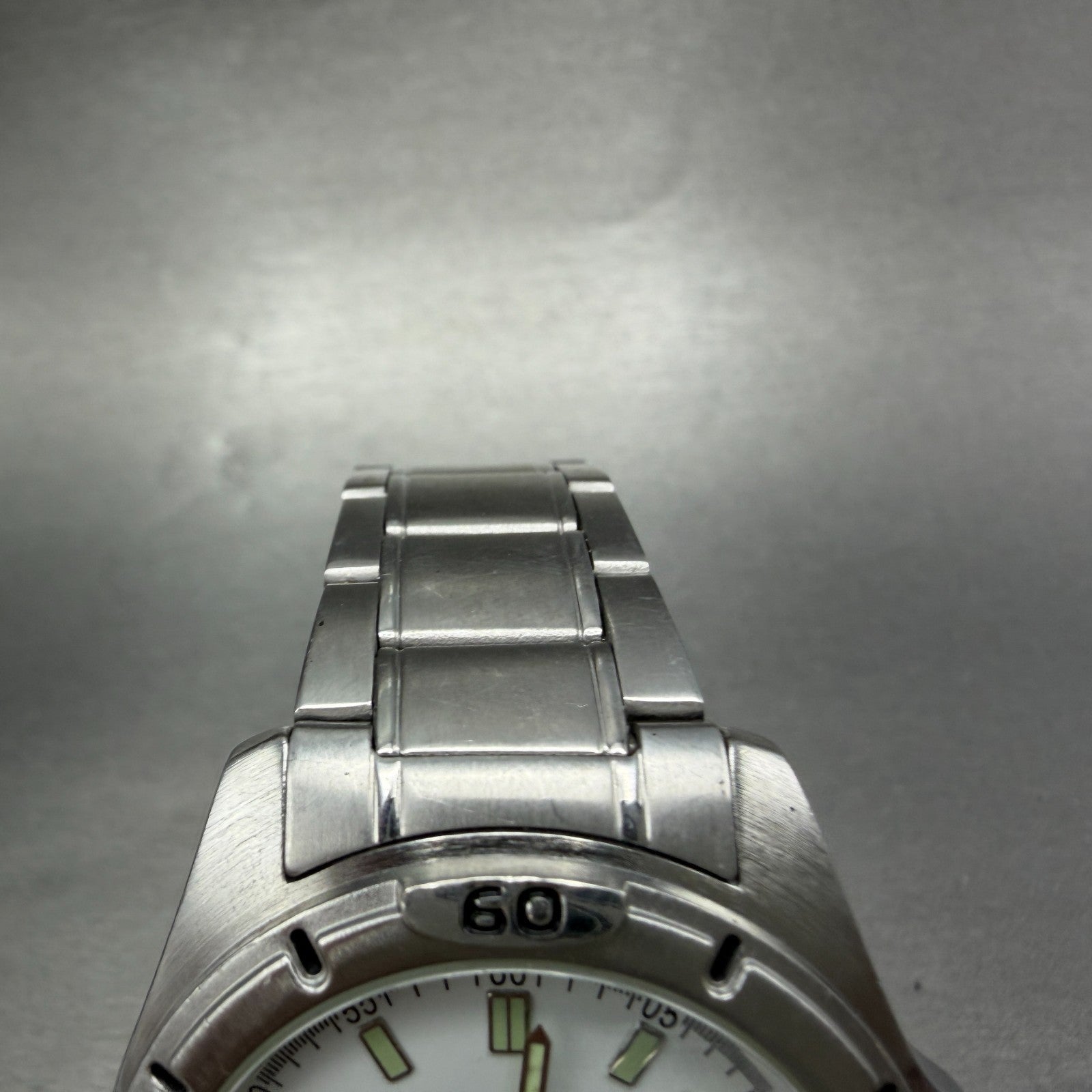 Casio Dive Watch Men 41mm White Dial Silver Tone Date Round MTP-1244 PARTS VTG5