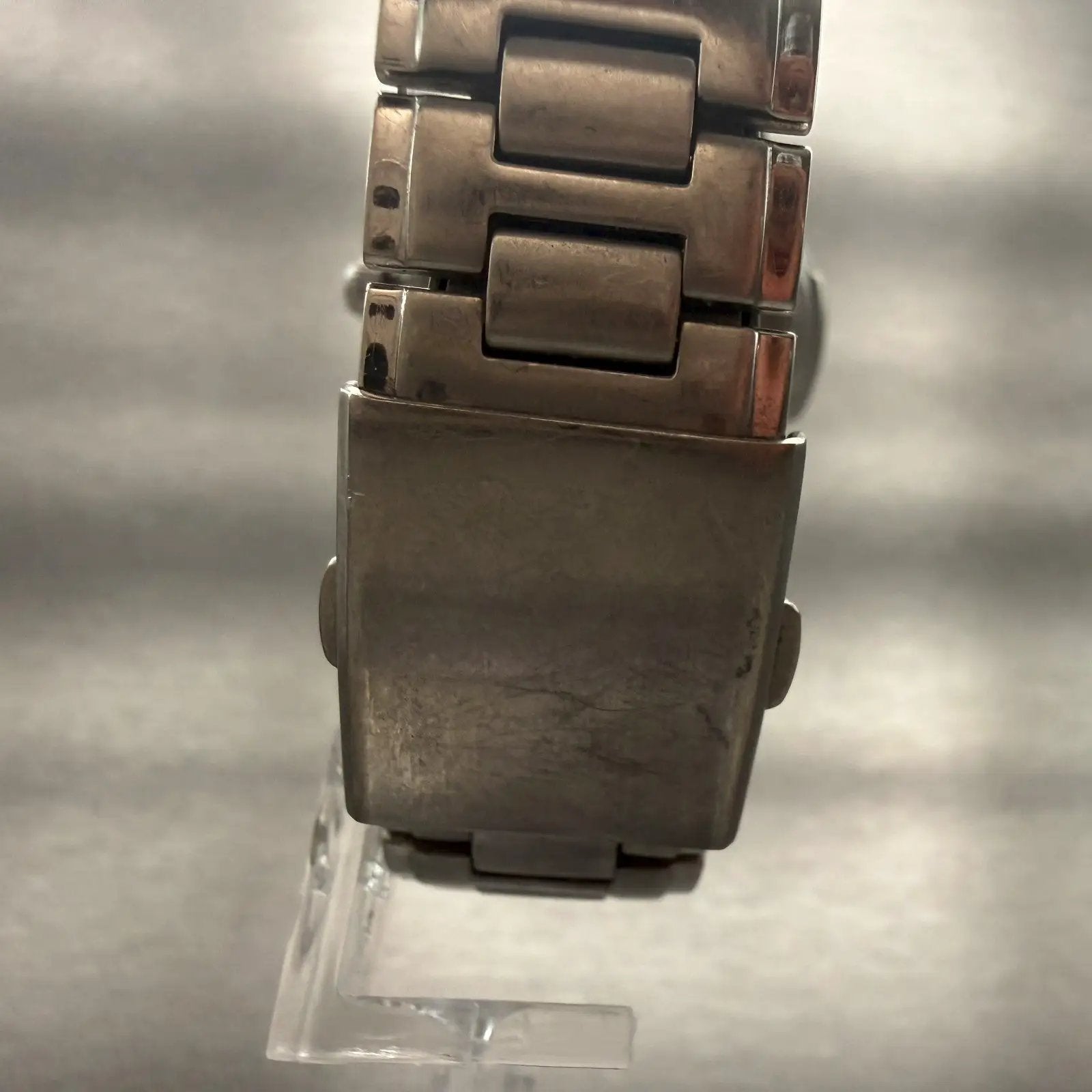 48101636