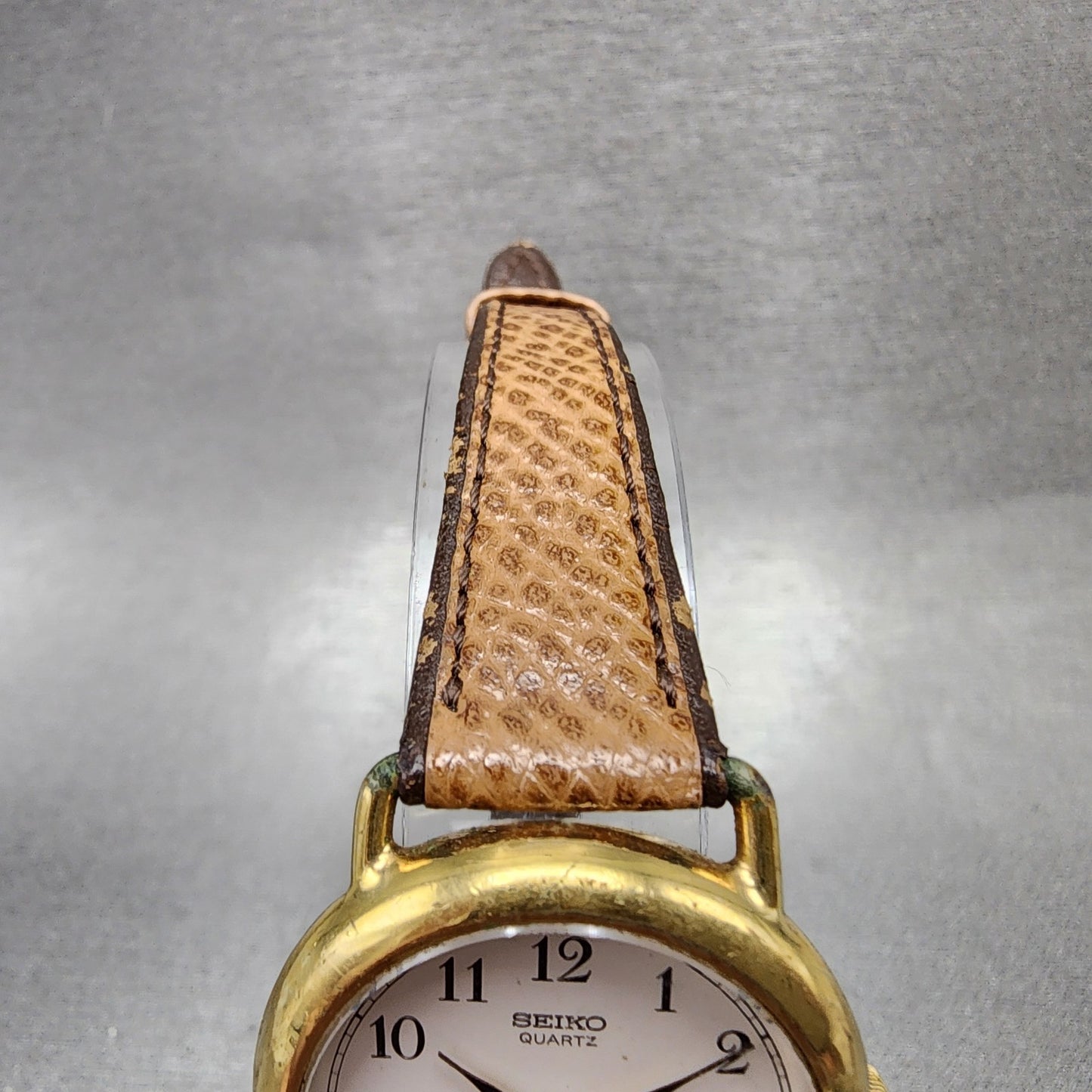 Seiko Watch Women 28mm White Dial Gold Tone Round 14280070 New Battery4