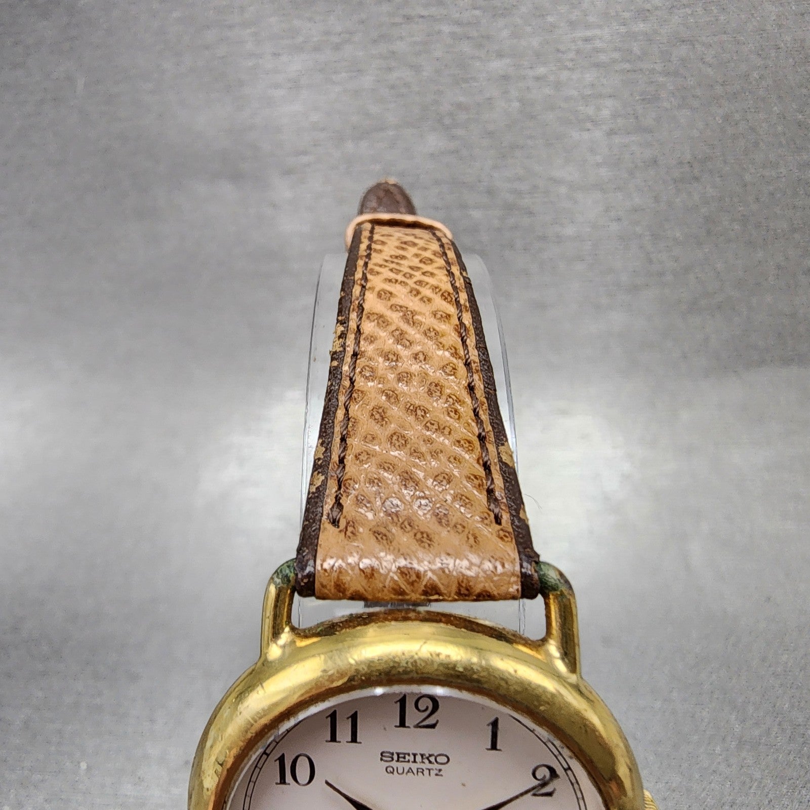 Seiko Watch Women 28mm White Dial Gold Tone Round 14280070 New Battery4