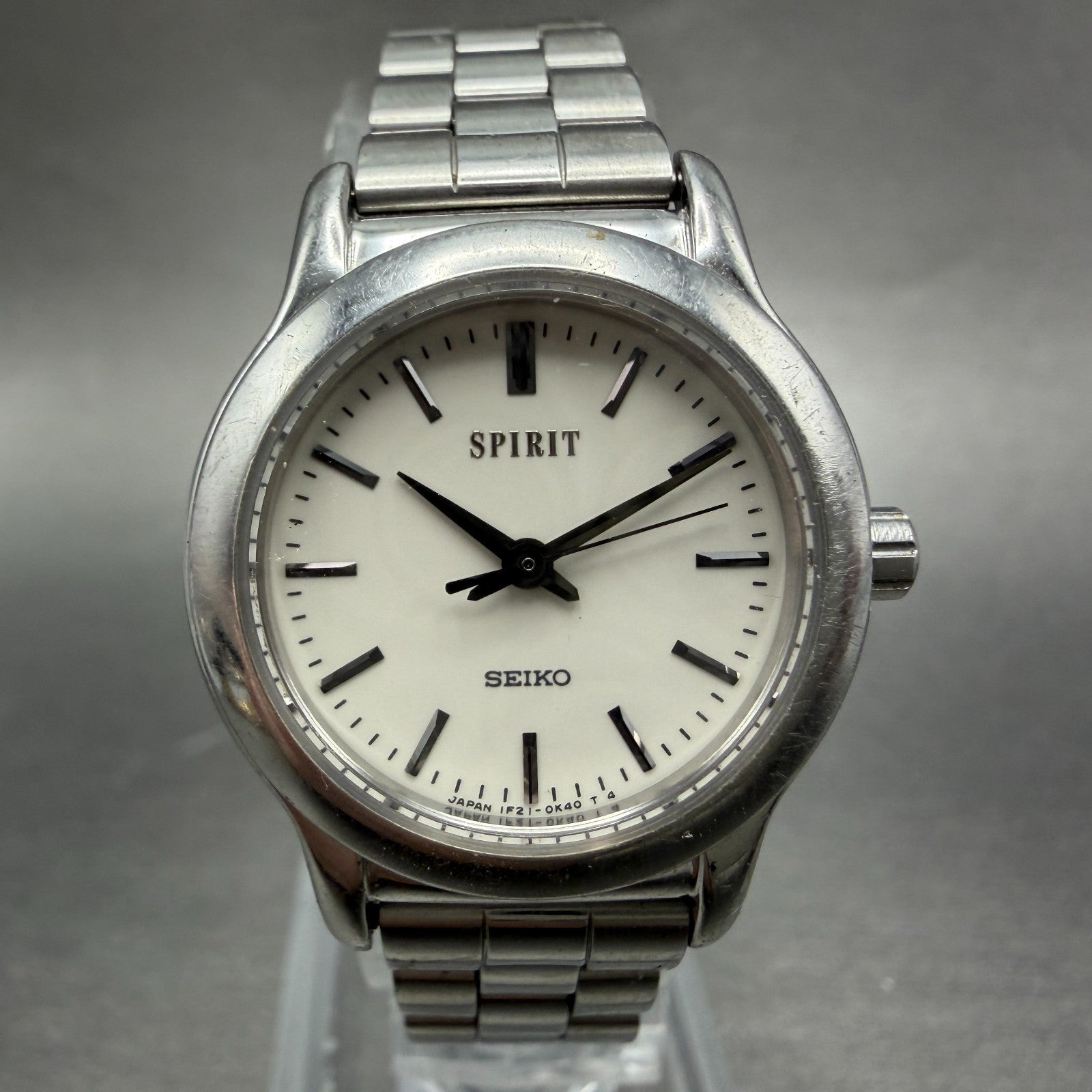 Seiko Spirit Watch Women 25mm White Dial Silver Tone Round 1F21-0G30 New Battery0