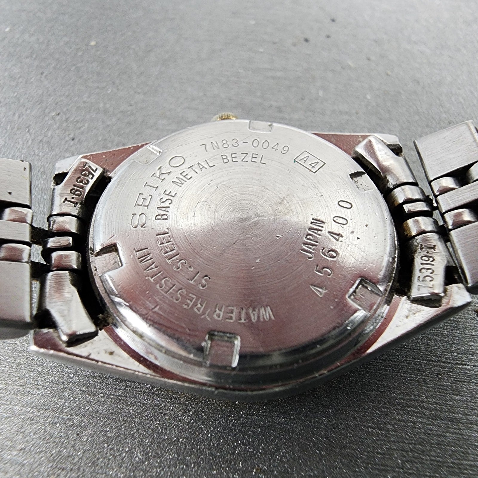 Seiko Watch Women 24mm Gold Dial Two Tone Daydate 7N830049 UT Austin New Batt9