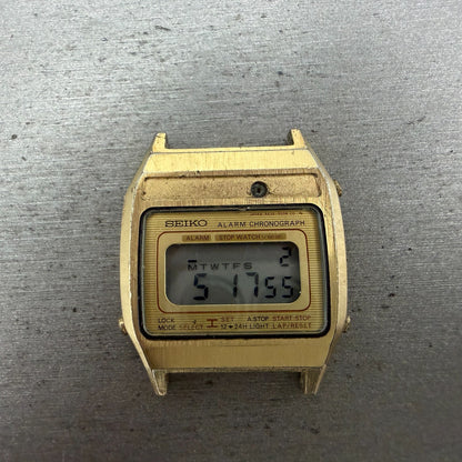 Seiko Digital Watch Men 33mm LCD Gold Tone alarm Chrono A639-5009 New battery0
