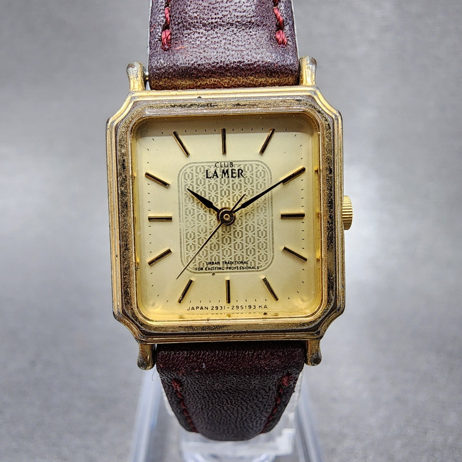 Citizen Club Lamer Tank Watch Women 20mm Champagne Dial Gold Tone New Battery0