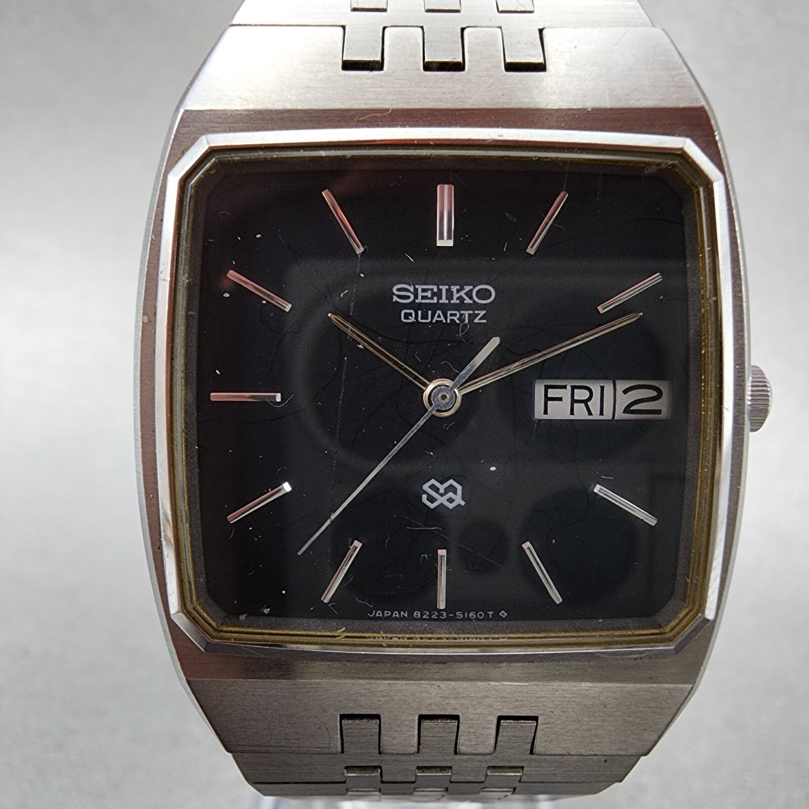 Seiko SQ Tank Watch Men 31mm Black Dial Silver Tone Daydate 82235169 NewBattery1