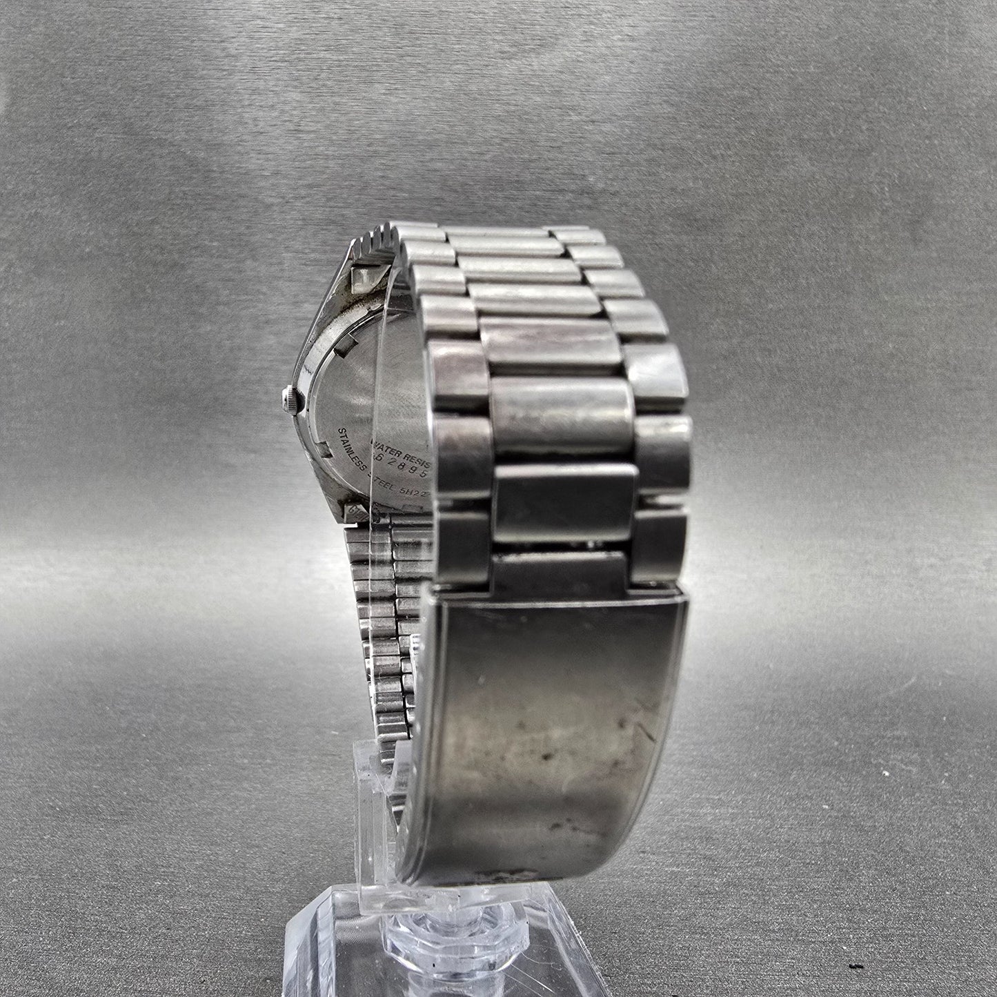 Seiko SQ Watch Men 35mm Silver Dial Silver Tone Date Round 5H22-7A09 PARTS VTG8