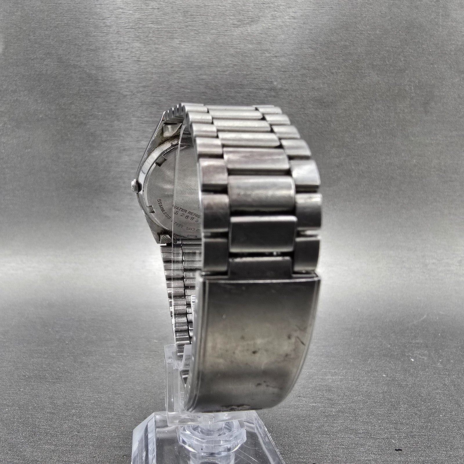 Seiko SQ Watch Men 35mm Silver Dial Silver Tone Date Round 5H22-7A09 PARTS VTG8