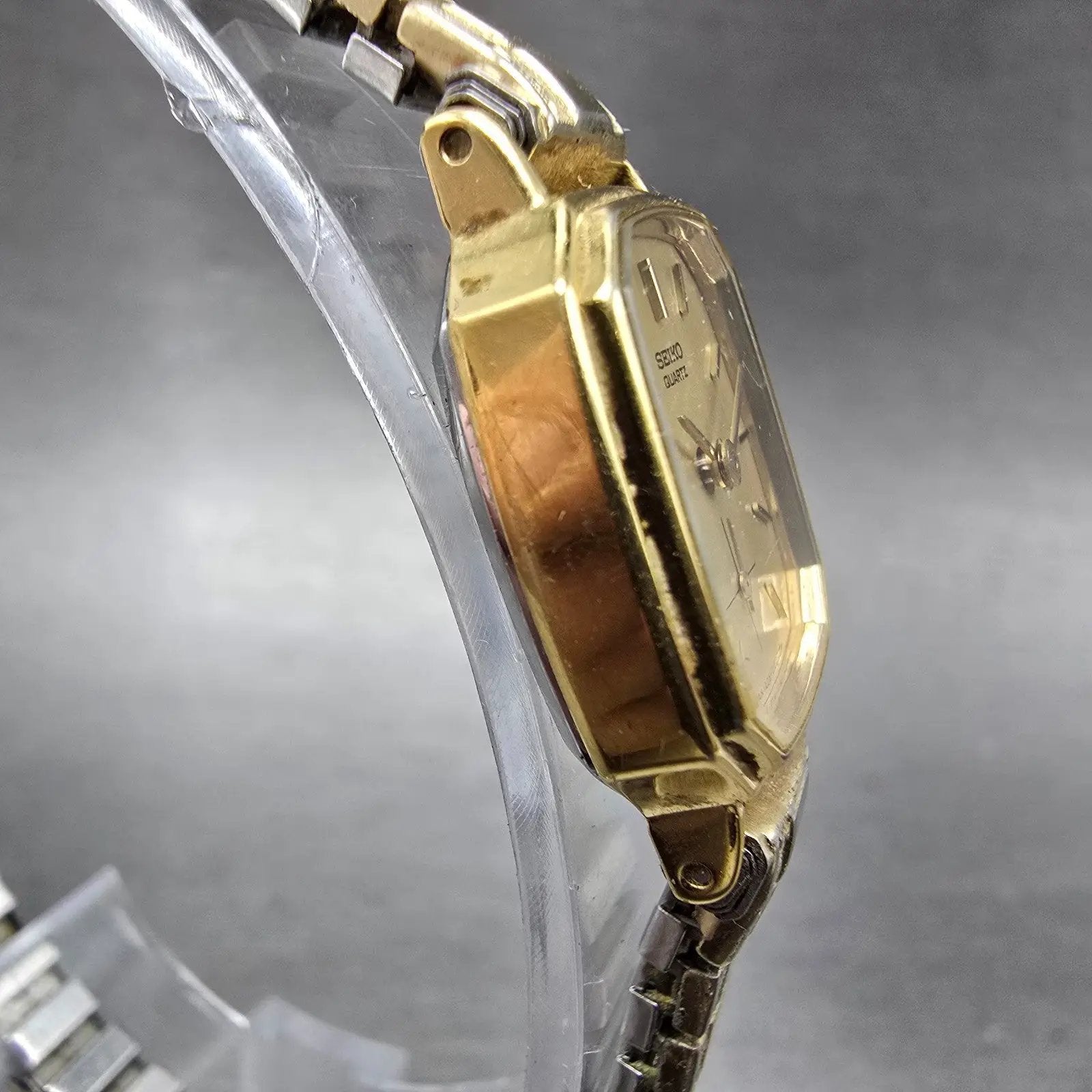 Seiko Watch Women 19mm Champagne Dial Gold Tone Octagon 1428-5069 New Battery3