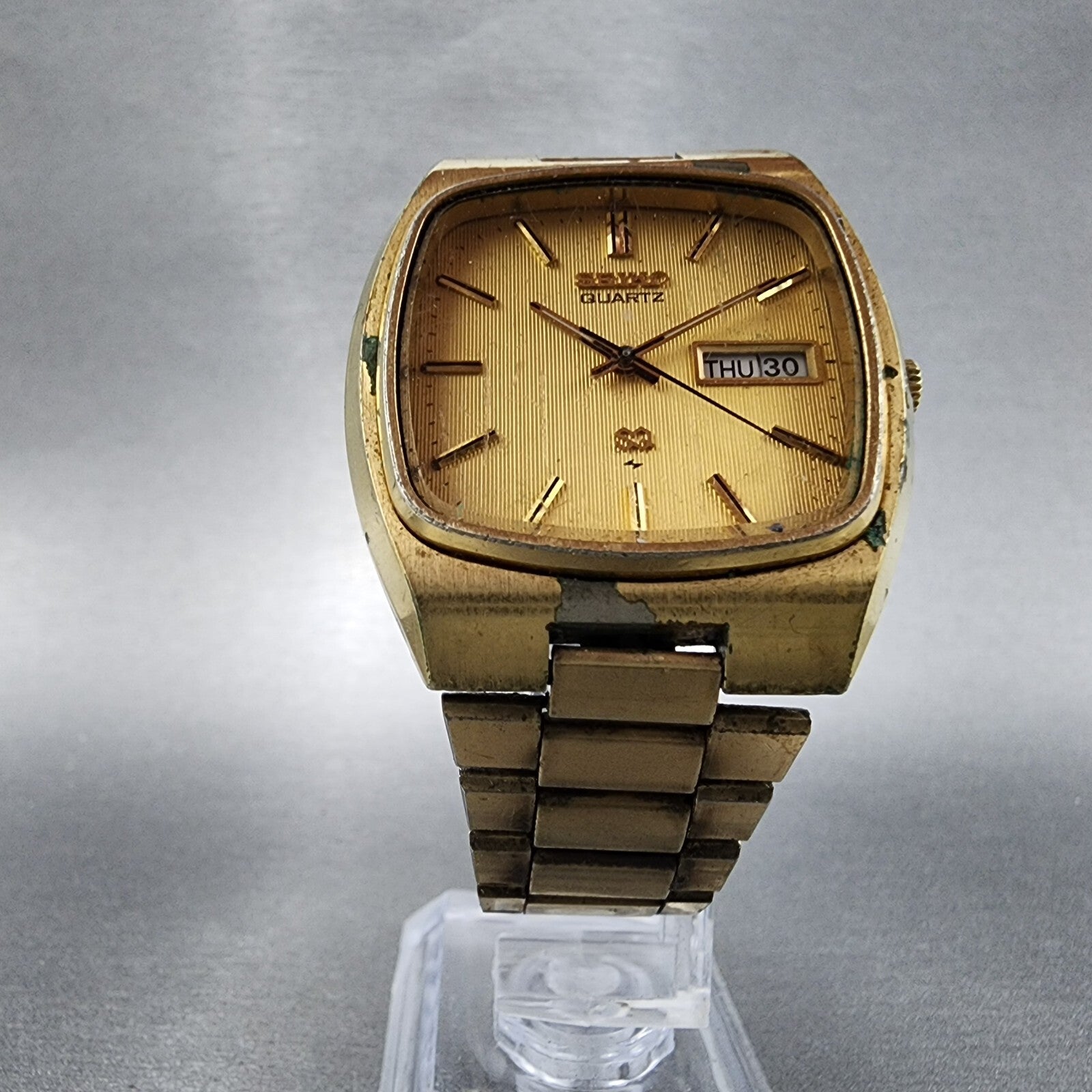 Seiko SQ Watch Men 36mm Gold Dial Gold Tone Rectangle Daydate 43365019 PARTS6