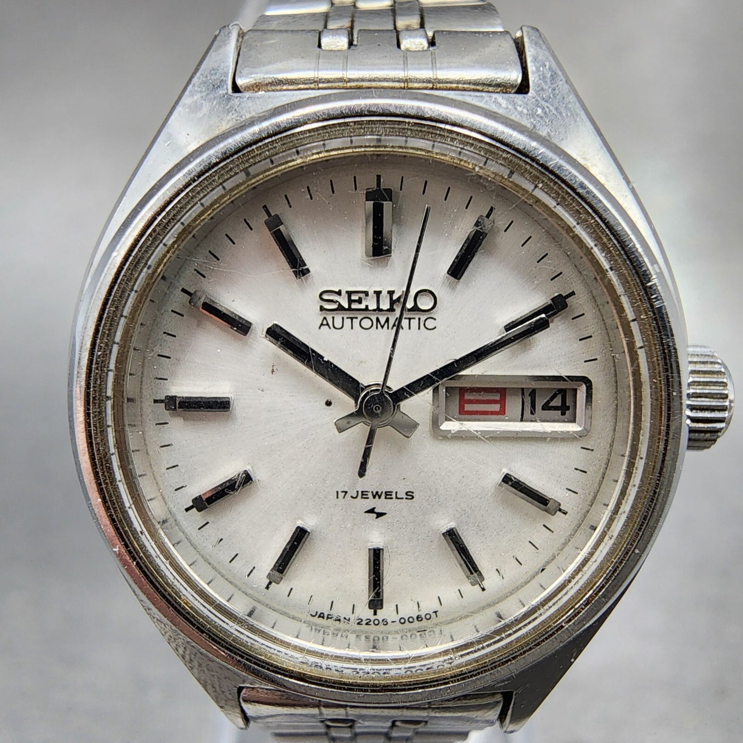 Seiko Automatic Watch Women 25mm White Dial silver Tone Round Daydate 220604801