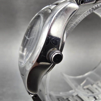 Citizen Watch Women 25mm Black Dial Silver Tone Date Round E011-S015502 Runs JP92