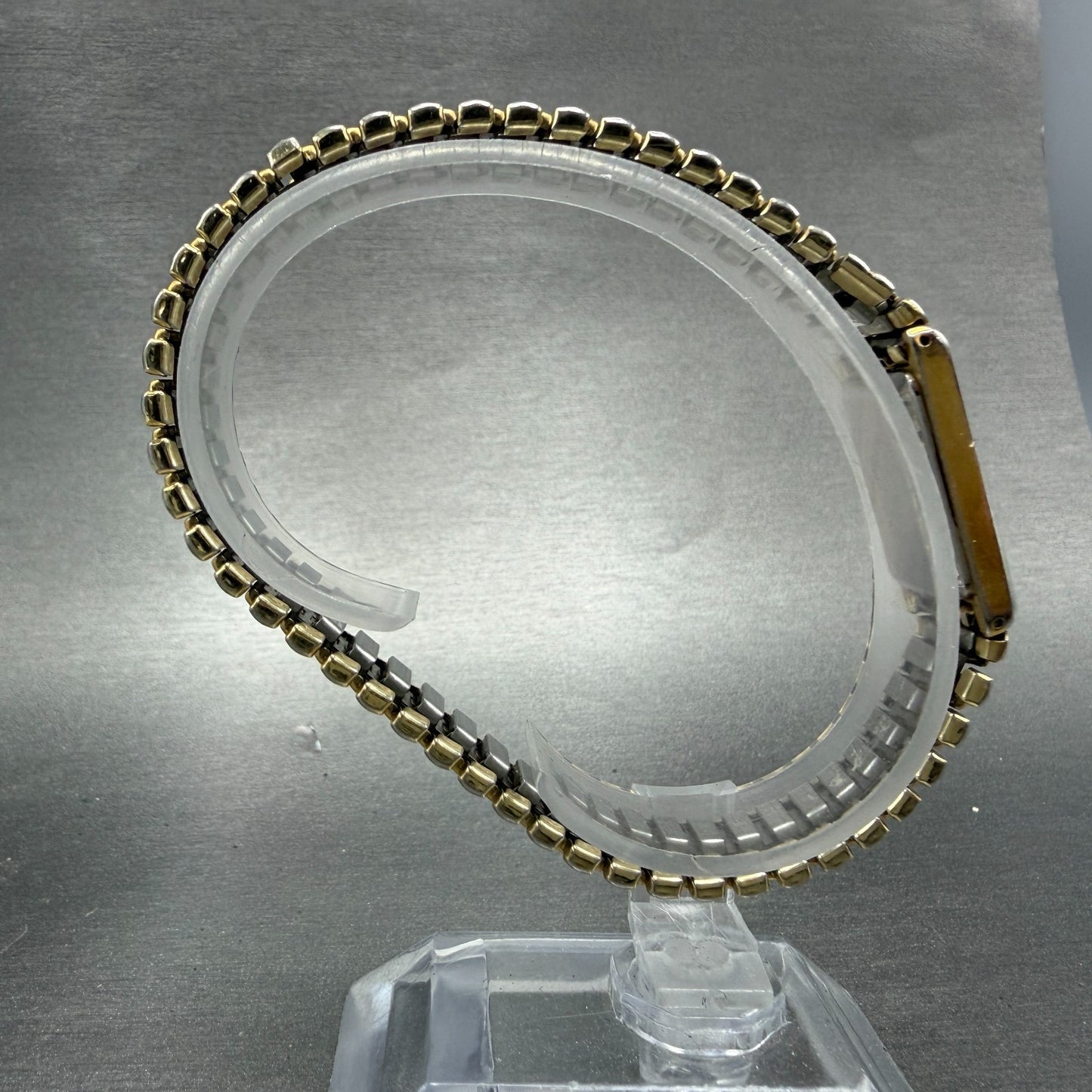 Seiko Tank Watch Women 13mm White Dial Gold Tone Rectangle 2e20-6129 New Battery8