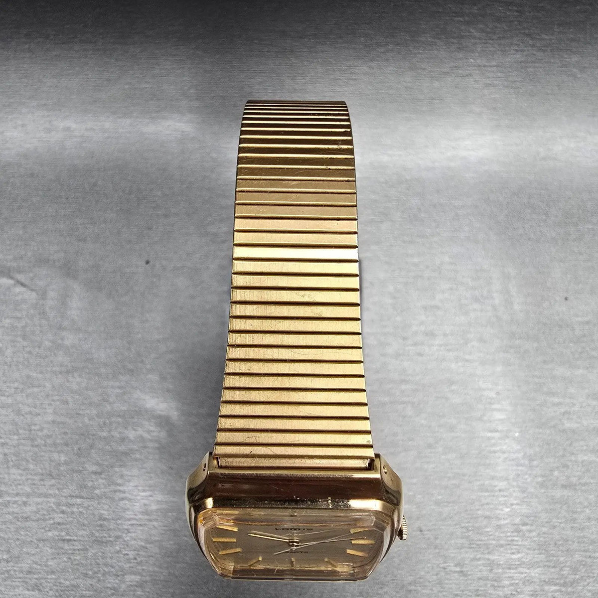 Seiko Lorus Watch Men 29mm Champagne Dial Gold Tone Rectangle Y131-5030 New Batt4