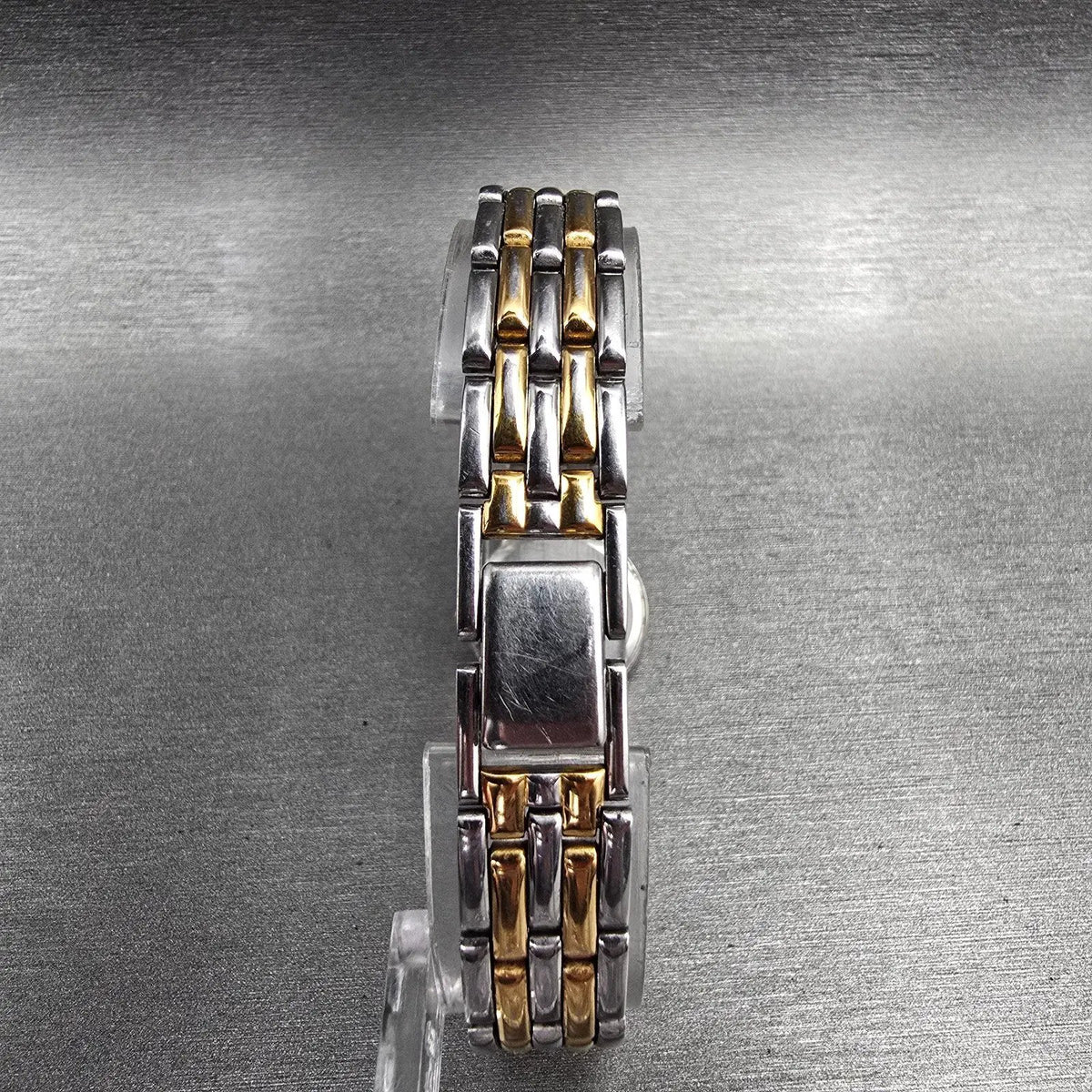 Seiko Watch Women 19mm Silver Dial Silver Tone Round 1N00-0G69 New Battery JP37