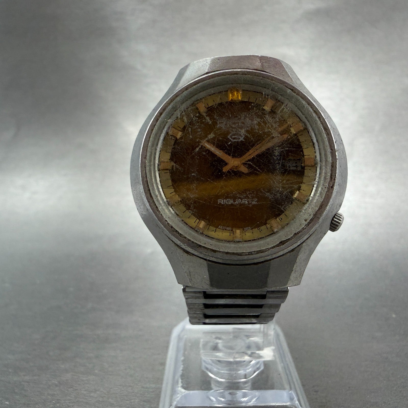 Ricoh Riquartz Watch Men 38mm Tiger Eye Dial Steel Date Round VTG PARTS6