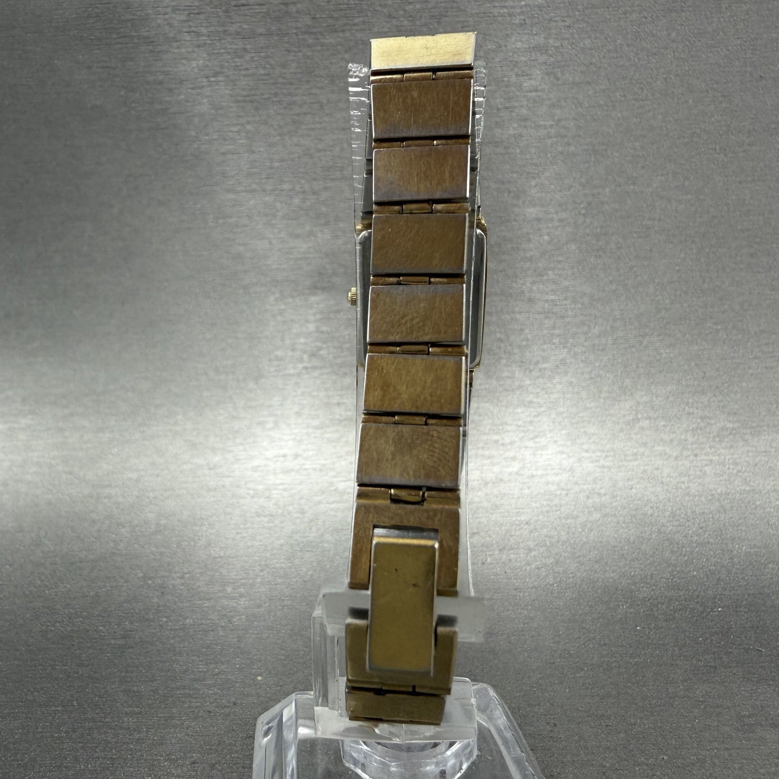 Seiko Tank Watch Women 17mm Gold Dial Gold Tone Rectangle 7320-5039 New Battery7