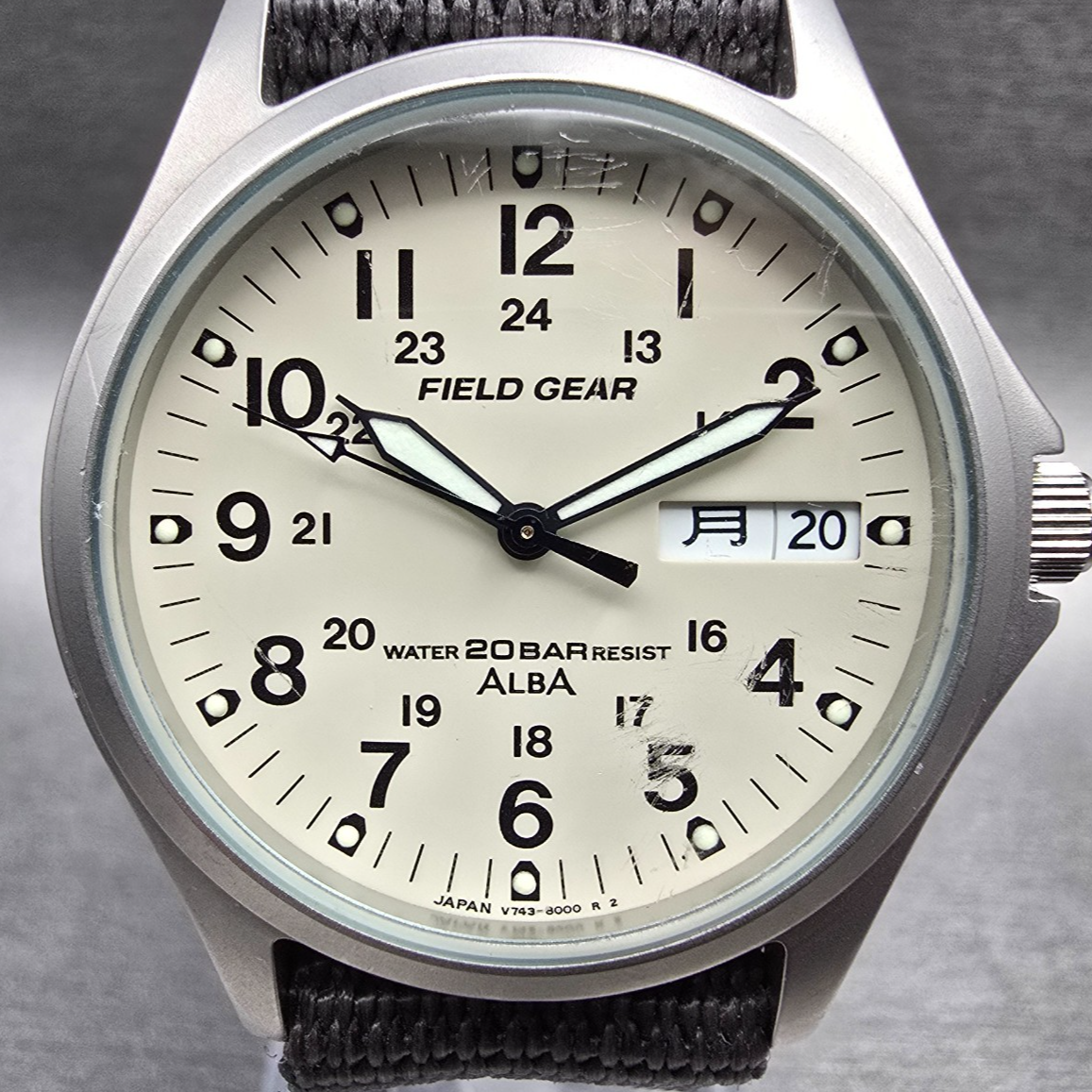 Alba Field Gear Watch Men 35mm Ivory Dial Silver Tone Daydate V743-8000 New Batt1