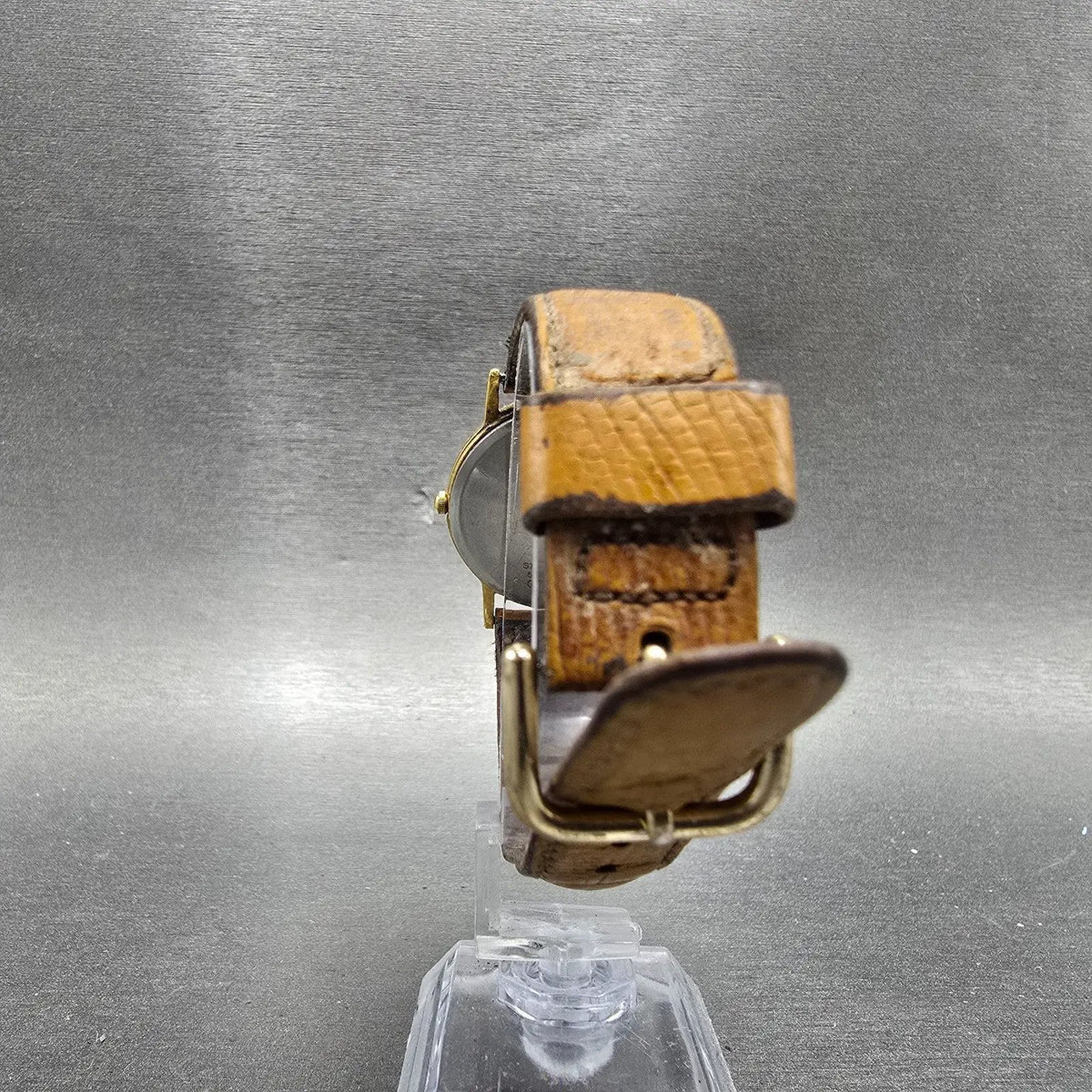 Seiko Watch Men 32mm Cream Dial Gold Tone Round 5Y30-7009 PARTS Vintage LPD8