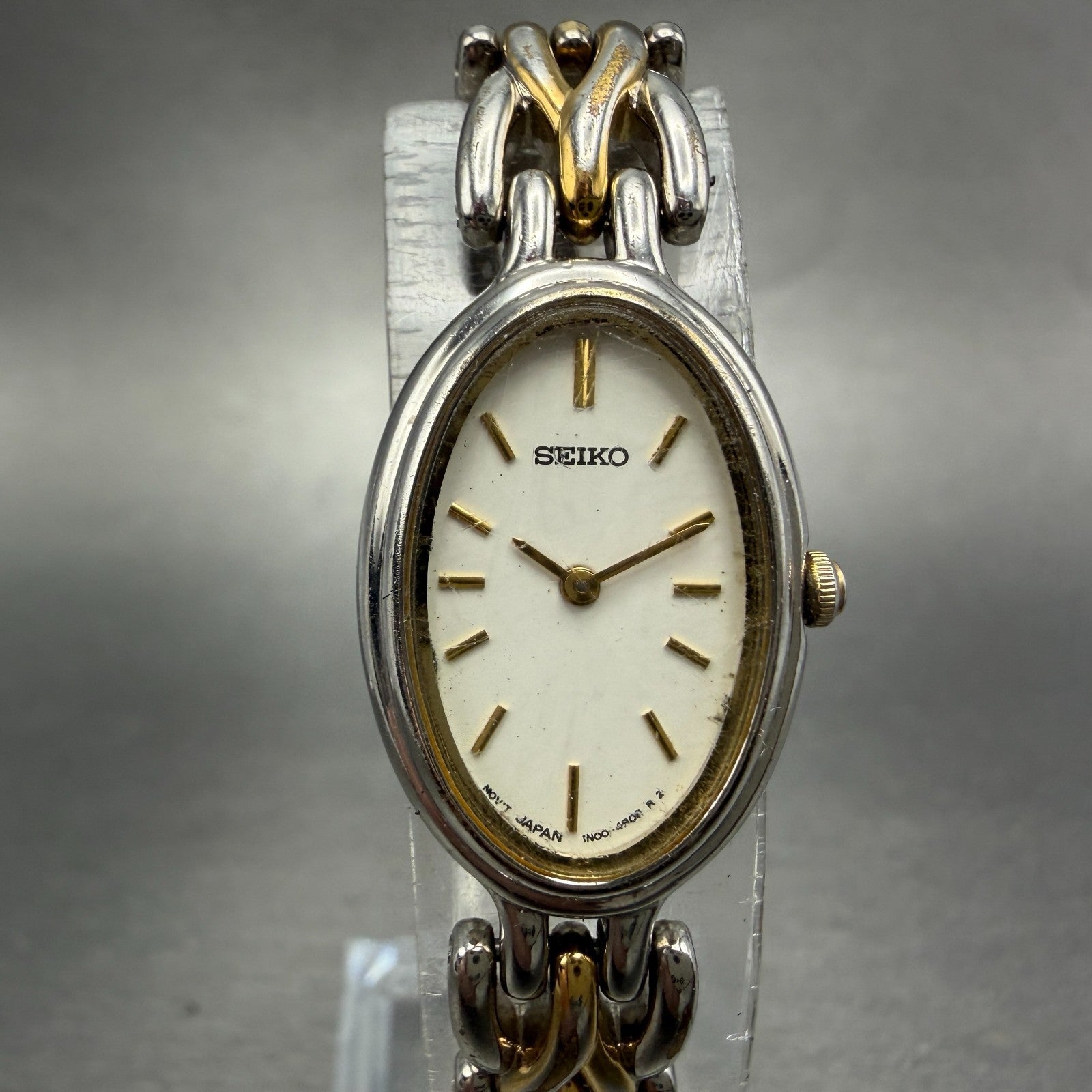 Seiko Watch Women 18mm White Dial Two Tone Oval 1N00-6G49 New Battery Vintage0
