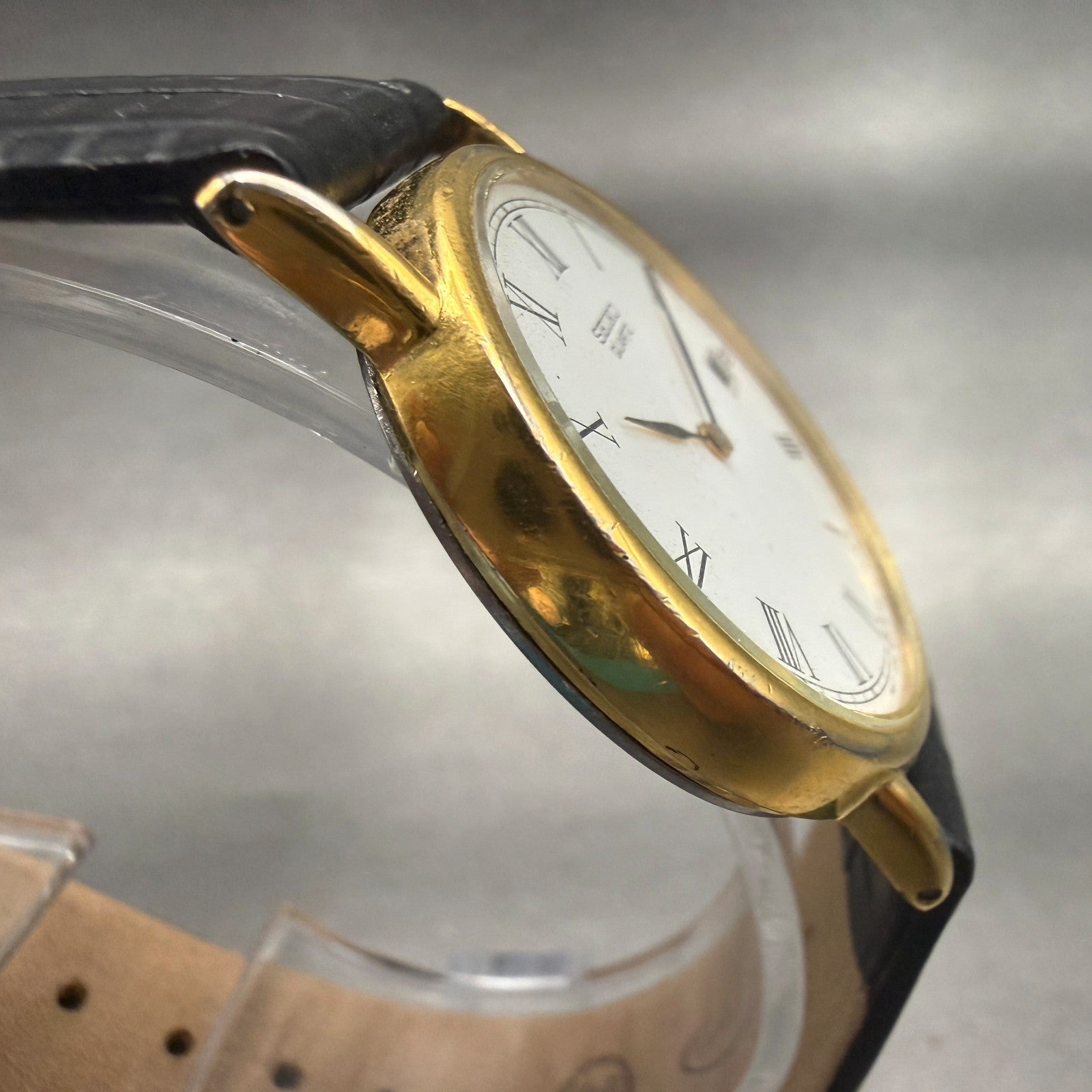 Seiko Watch Men 31mm White Dial Gold Tone Date 5Y39-7010 Vintage New Battery3