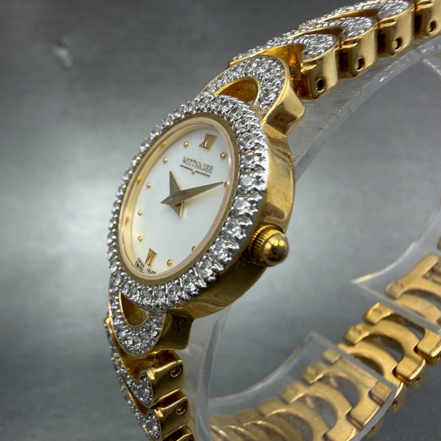 Wittnauer Watch Women 22mm MOP Dial Gold Tone Round Crystal Accents New Battery2