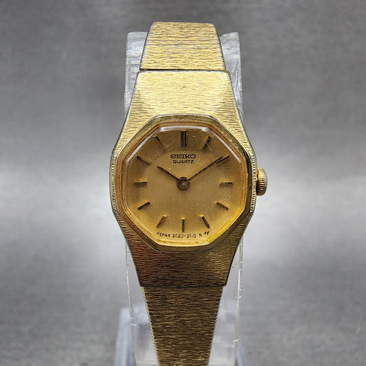 Seiko Watch Women 16mm Champagne Dial Gold Tone Octagon 2c206510 New Battery0