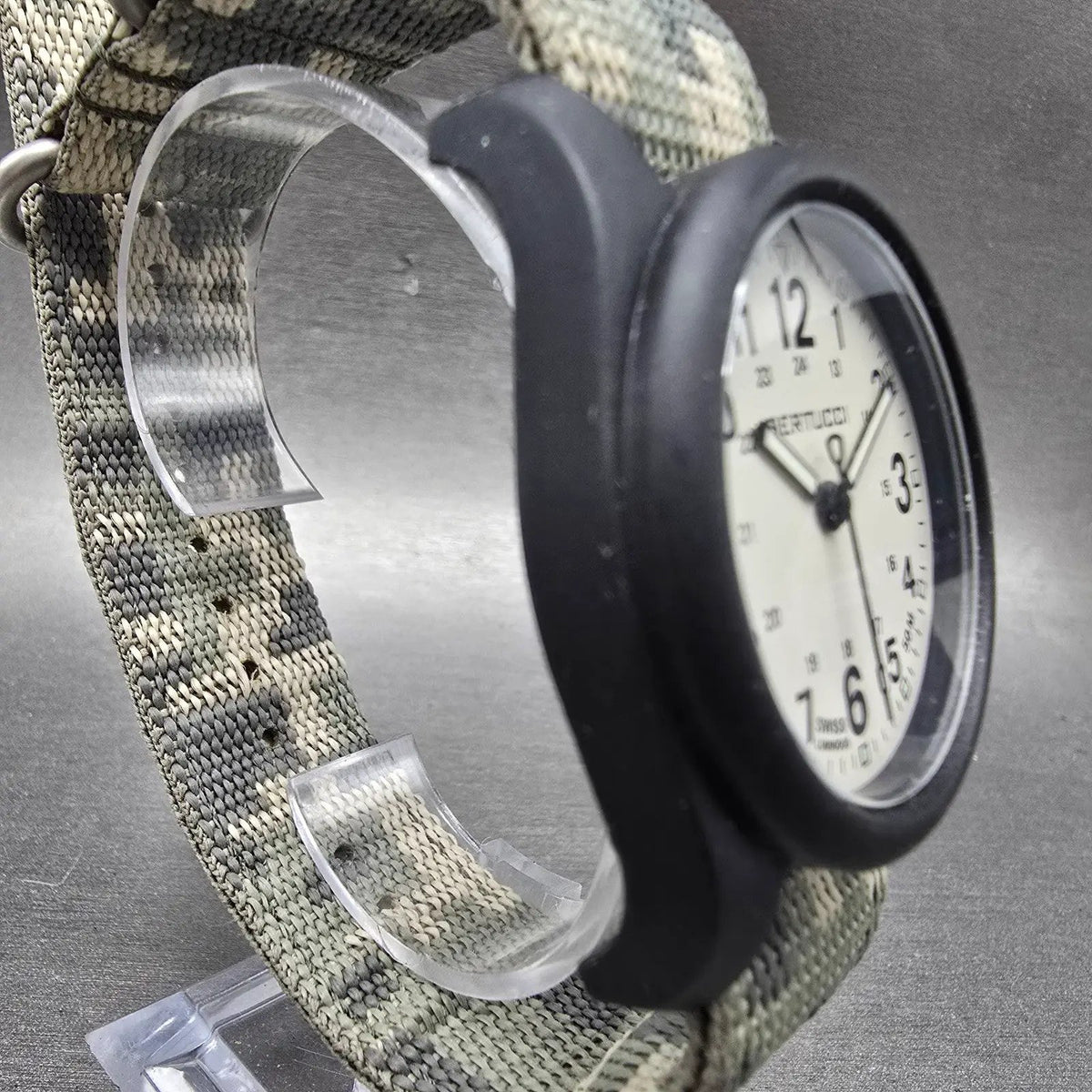 Bertucci A-2R watch 40mm White Dial Black Tone Round Camo Band New Battery3