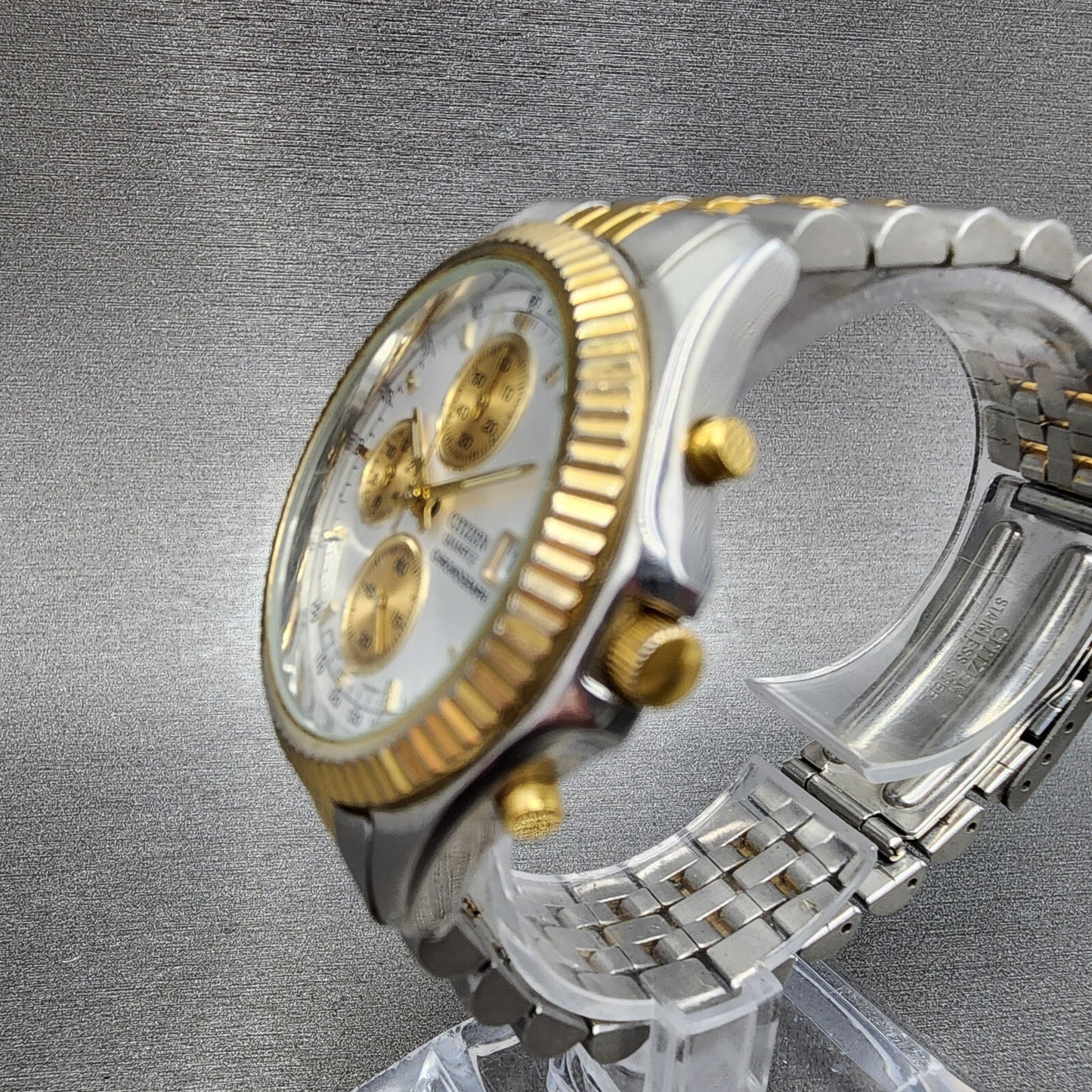 Citizen Chronograph Watch Men 38mm Silver Dial Two Tone Date 0510C50031 NewBa112