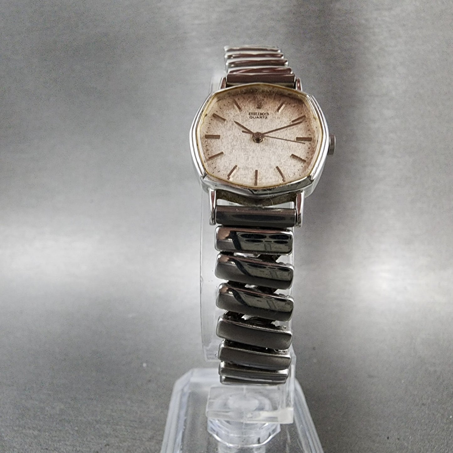 Seiko Watch Women 22mm Silver Dial Silver Tone Octagon 14215140 New Battery5