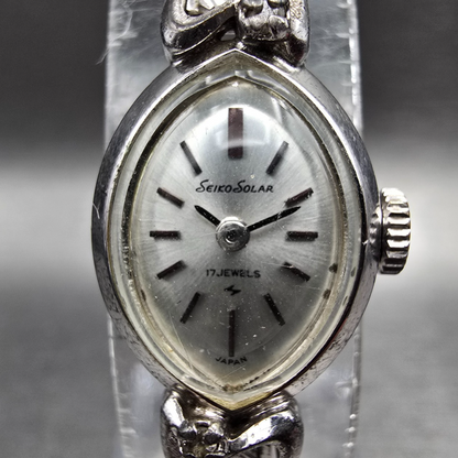 Seiko Solar Watch Women 14mm Silver Dial White Gold Plated Oval 10-8290 Manual1