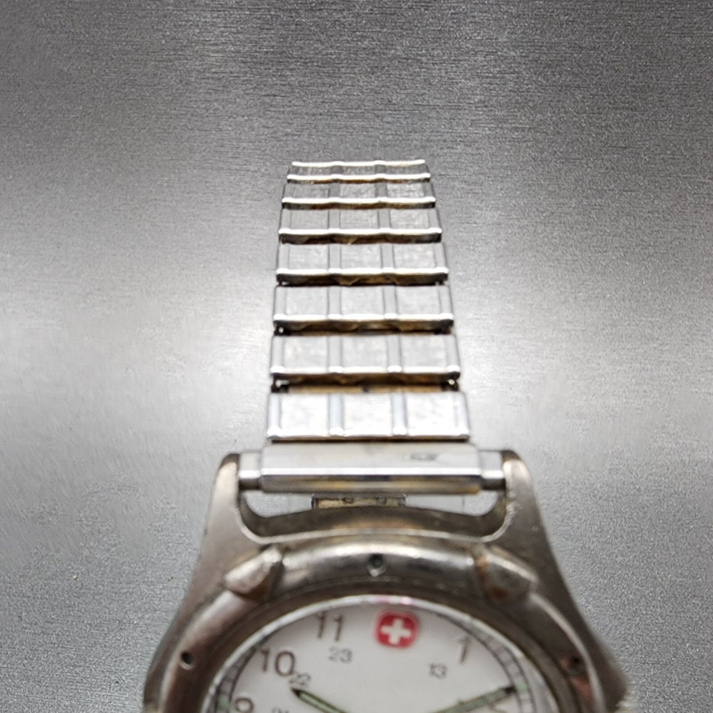 Wenger S.A.K Watch Men 36mm White Dial Silver Tone Date  New Battery READ!!!!
