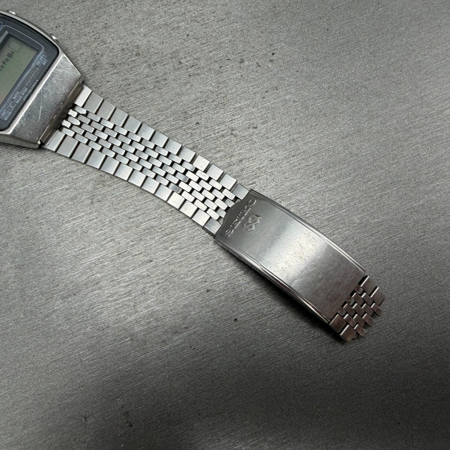 Seiko Digital Watch Men 34mm LCD Alarm Chrono Solar Silver Tone A156-5029 PARTS7