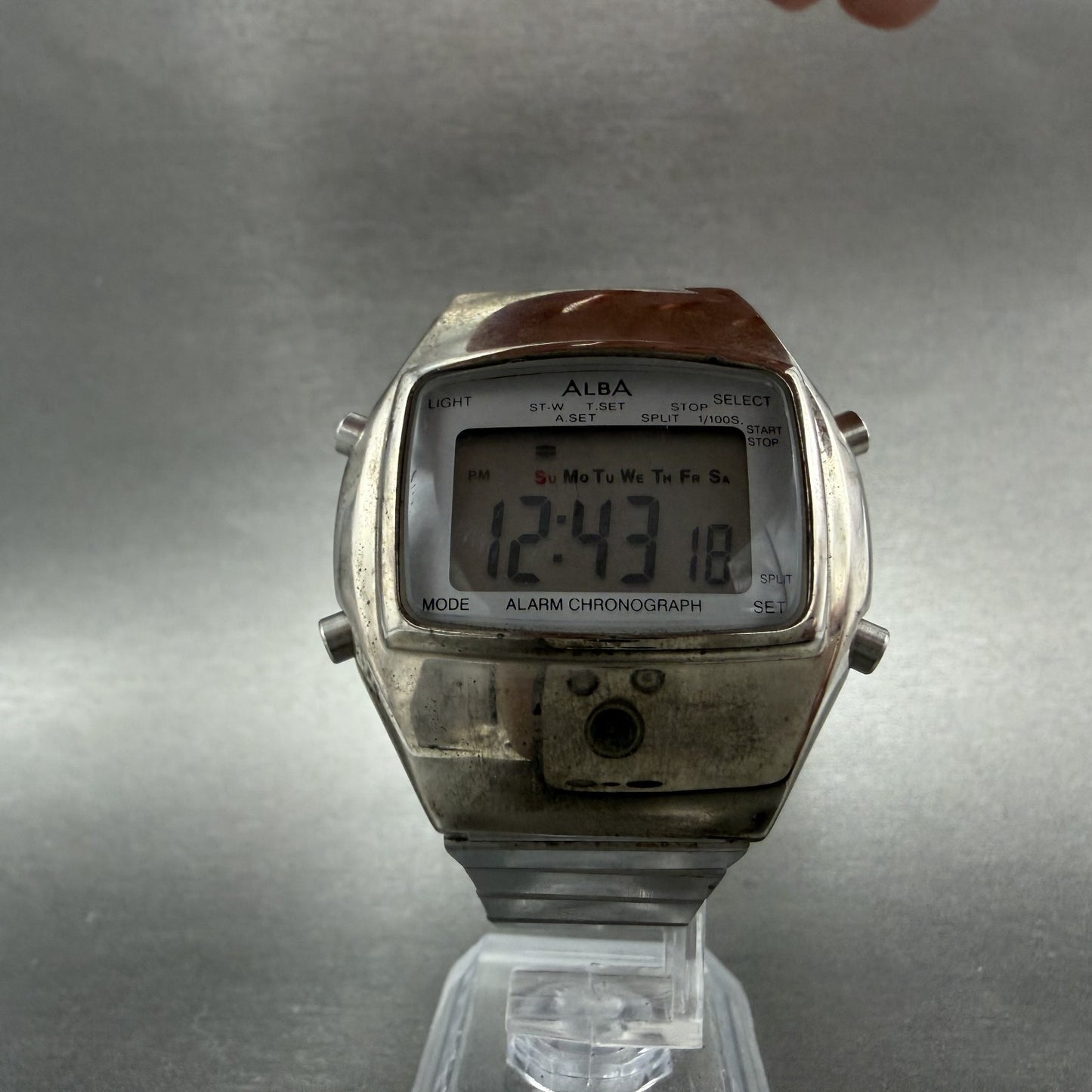 Seiko ALBA Watch Men 39mm Digital Silver Tone Alarm Chrono Y735-4A20 New Battery5