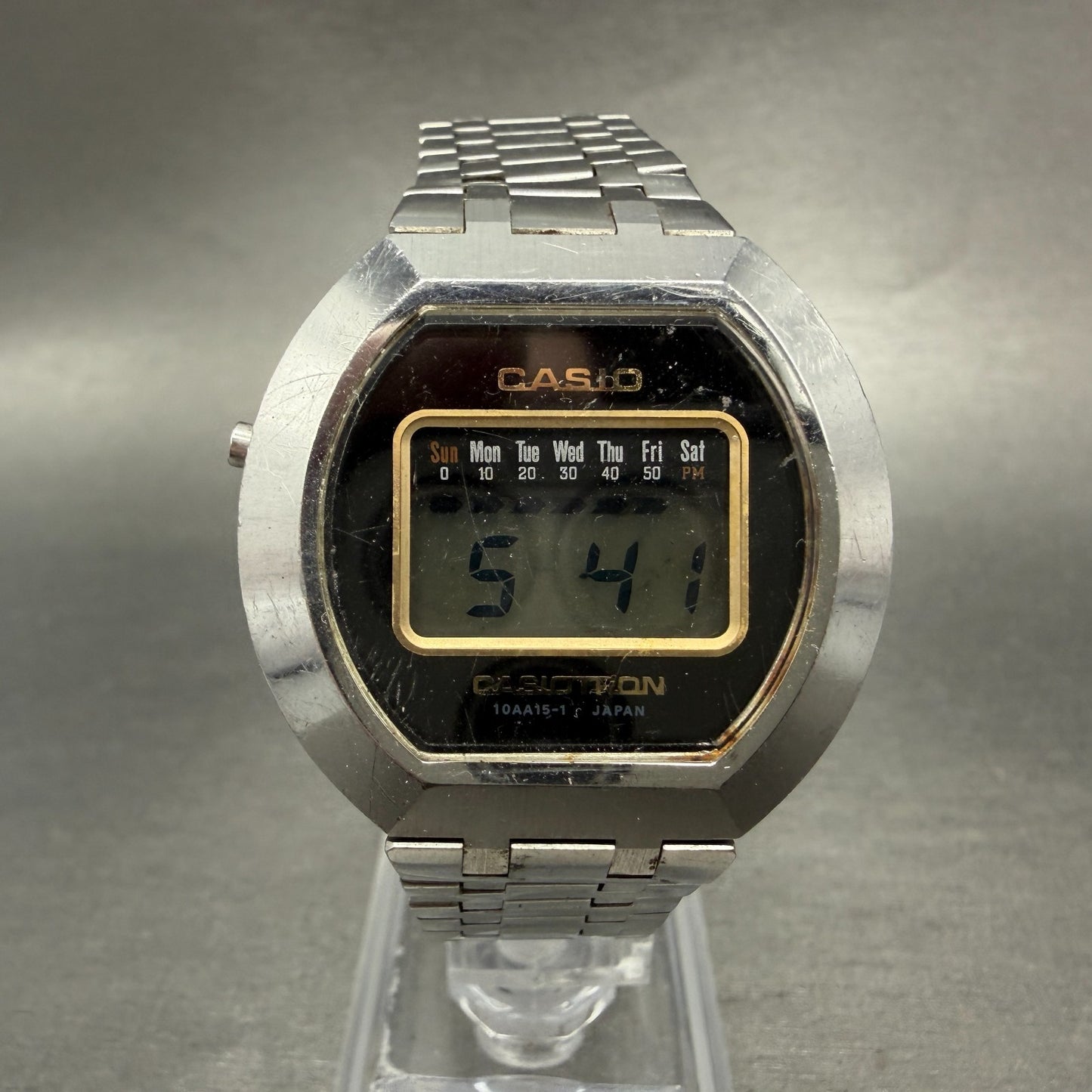 Casio casiotron O-11 Watch Men 36mm Digital Steel Daydate Round NO BACK PARTS0