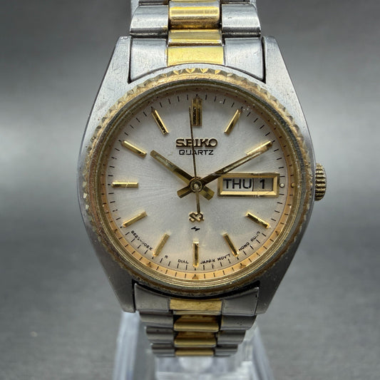 Seiko SQ Watch Women 25mm Silver Dial Two Tone Daydate Round 8523-0059 New Batte0