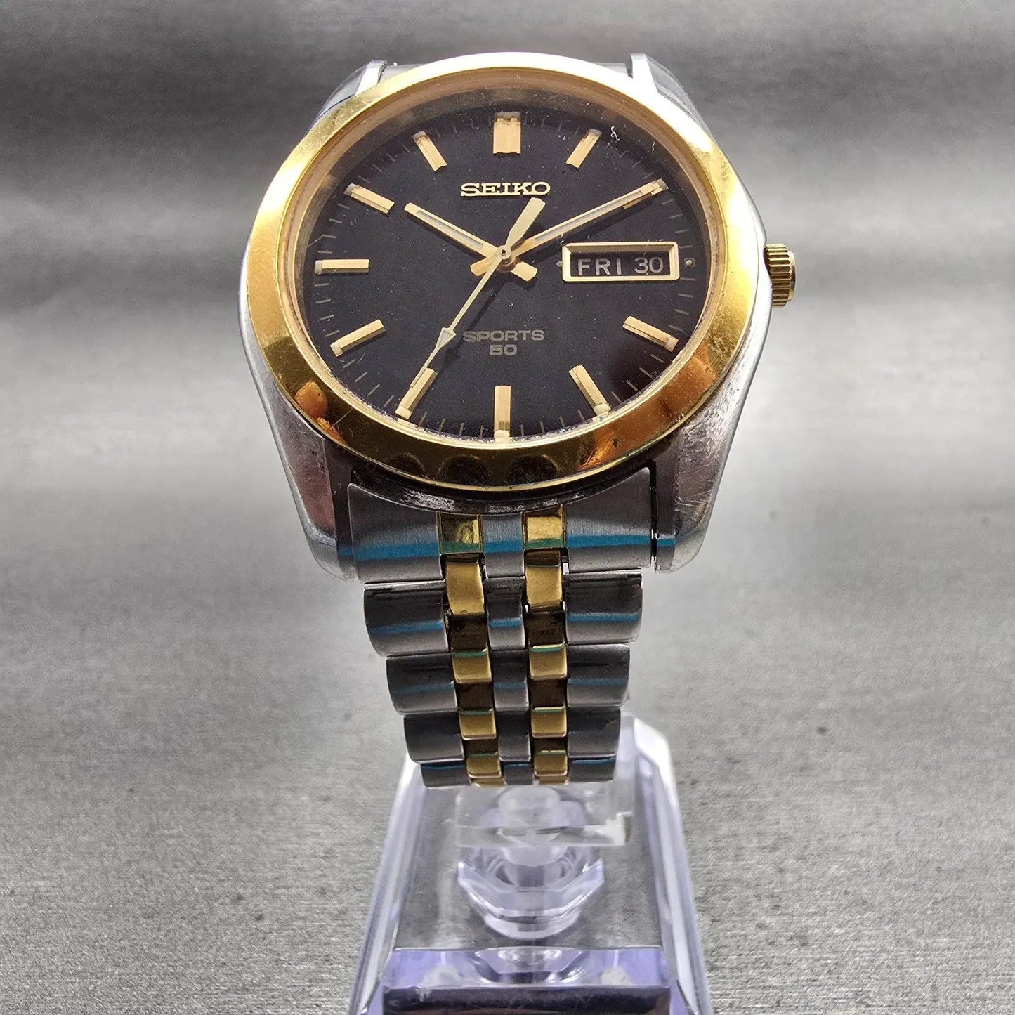 Seiko Sports 50 Watch Men 37mm Black Dial Two Tone Daydate 7N48-8A00 New Battery5