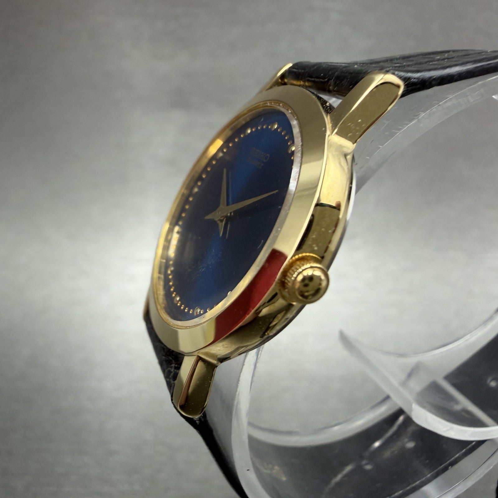 Seiko Watch Women 26mm Blue Dial Gold Tone Round 1N000A29 New Battery NOS2