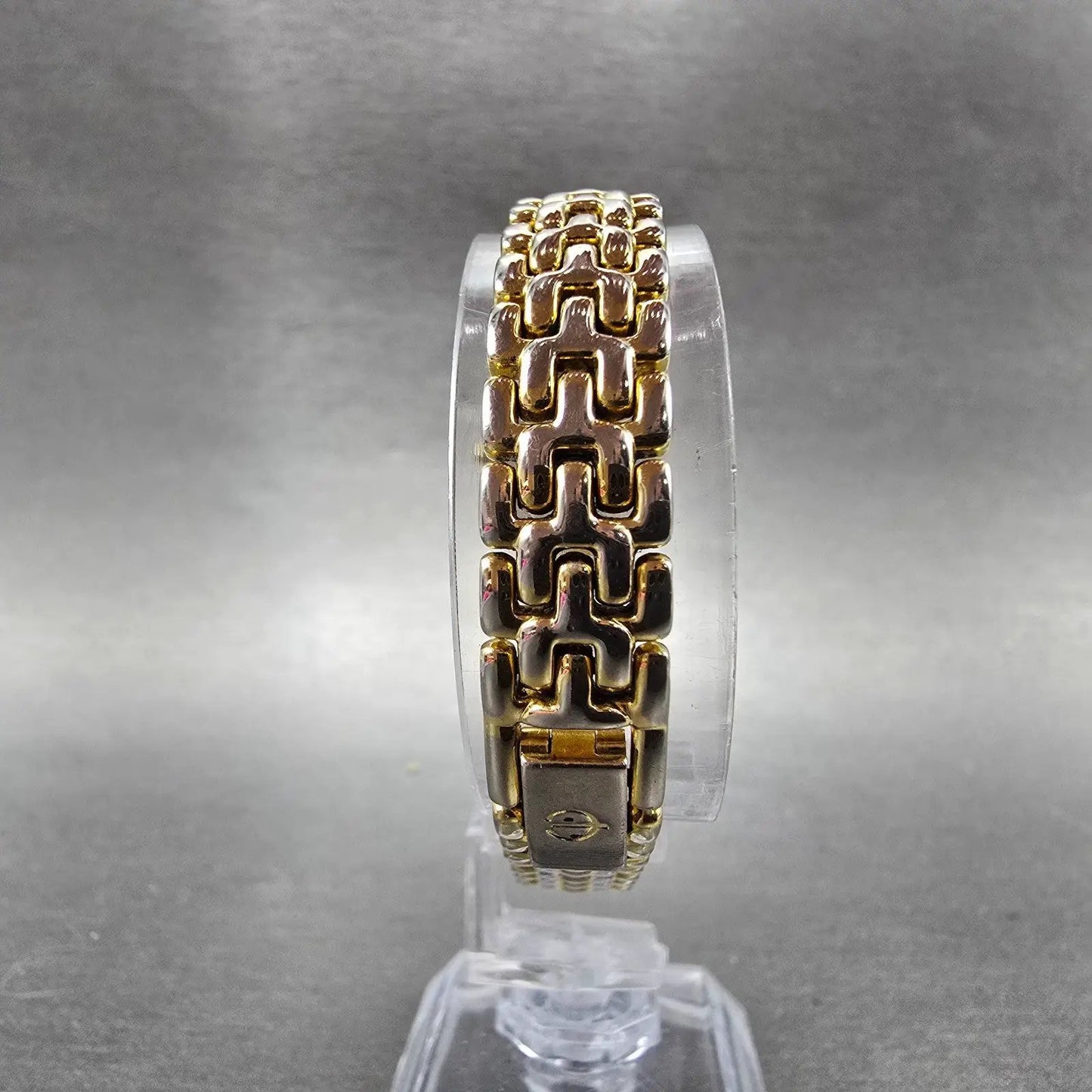 Elgin Watch Women 18mm Champagne Dial Gold Tone Oval Crystal Accent  New Battery7