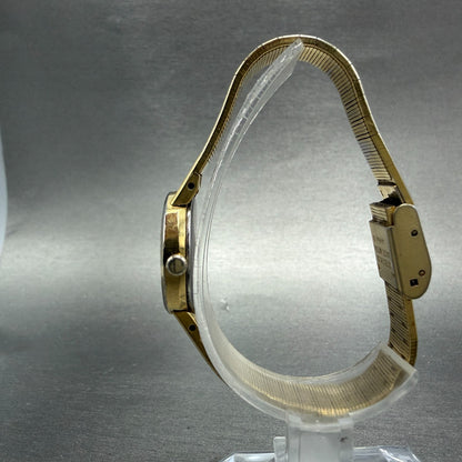 Seiko Watch Women 22mm Champagne Dial Gold Tone Round 2Y00-0200 New Battery6