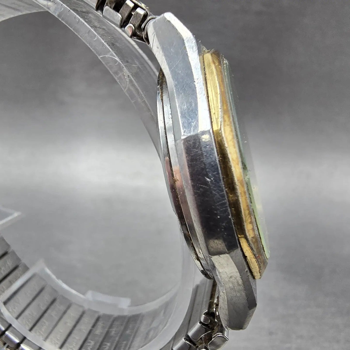 Seiko SQ Watch Men 35mm Silver Dial Two Tone Daydate Round 7123-7160 PARTS VTG4