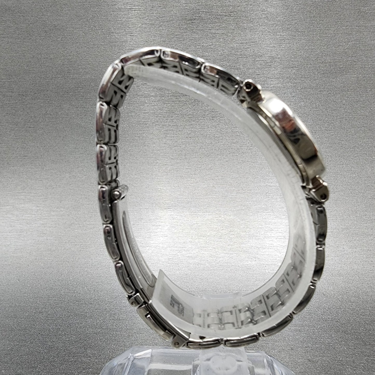 Seiko Solar Watch Women 23mm Champagne Dial Silver Tone V1100a40 Runs8