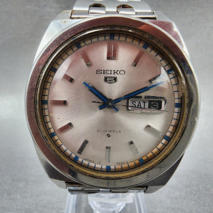 Seiko 5 Watch Men 37mm Silver Dial Steel Daydate Cushion 61198240 VTG PARTS2